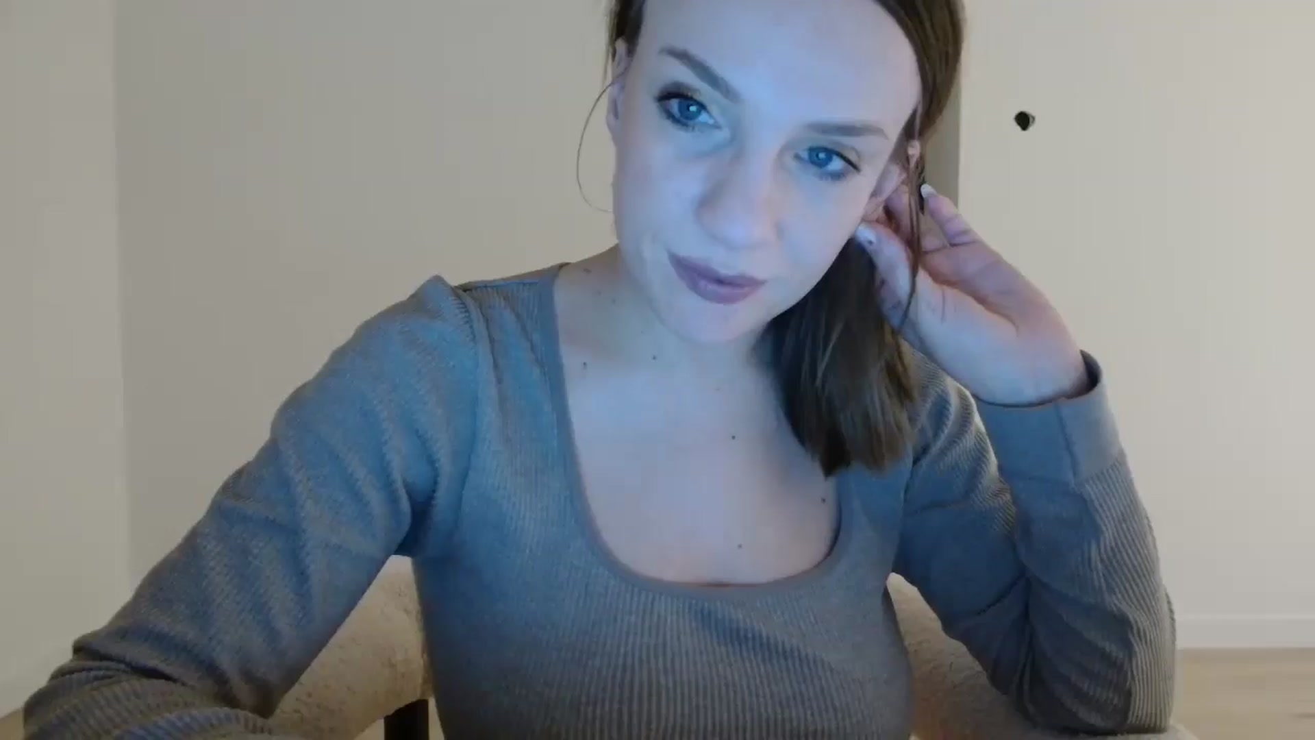 Gallery image thumbnail from ABABAB1's myfreecams stream on, 02/16/2026, 18:52 image 12 of 20