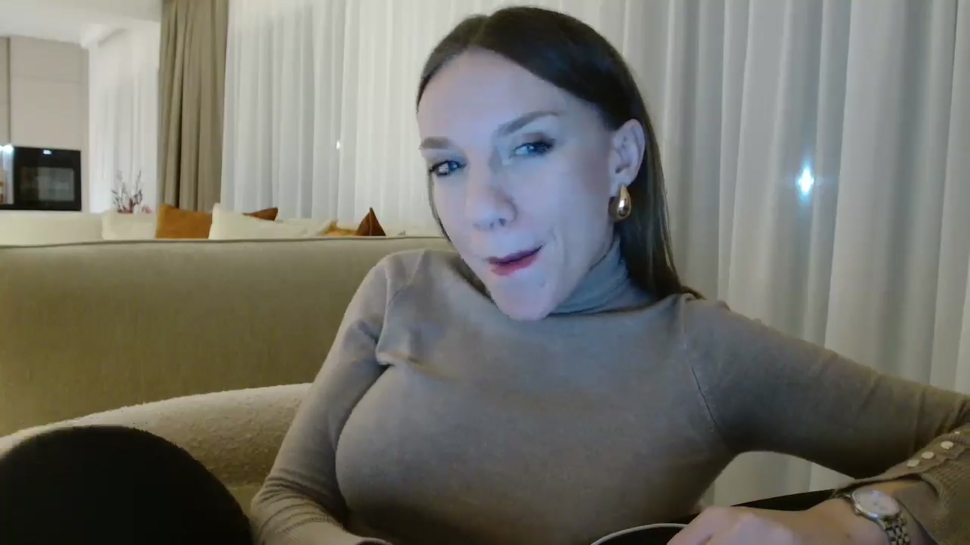 Gallery image thumbnail from ABABAB1's myfreecams stream on, 02/17/2026, 18:21 image 5 of 20