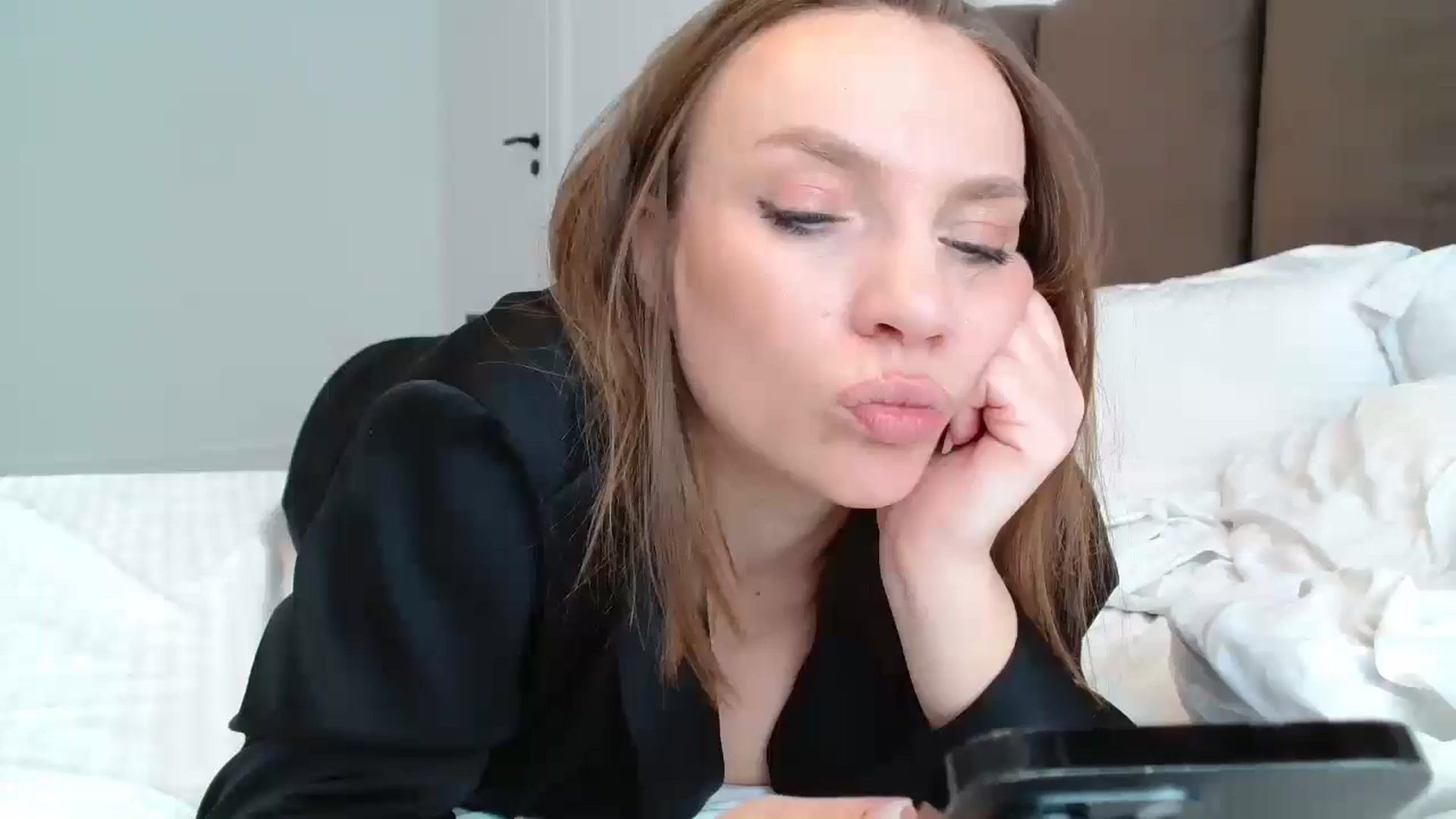 Gallery image thumbnail from ABABAB1's myfreecams stream on, 02/18/2026, 11:15 image 13 of 20