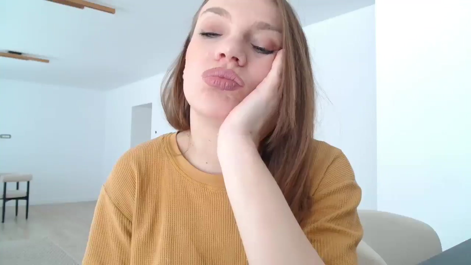 Gallery image thumbnail from ABABAB1's myfreecams stream on, 02/19/2026, 09:40 image 2 of 20