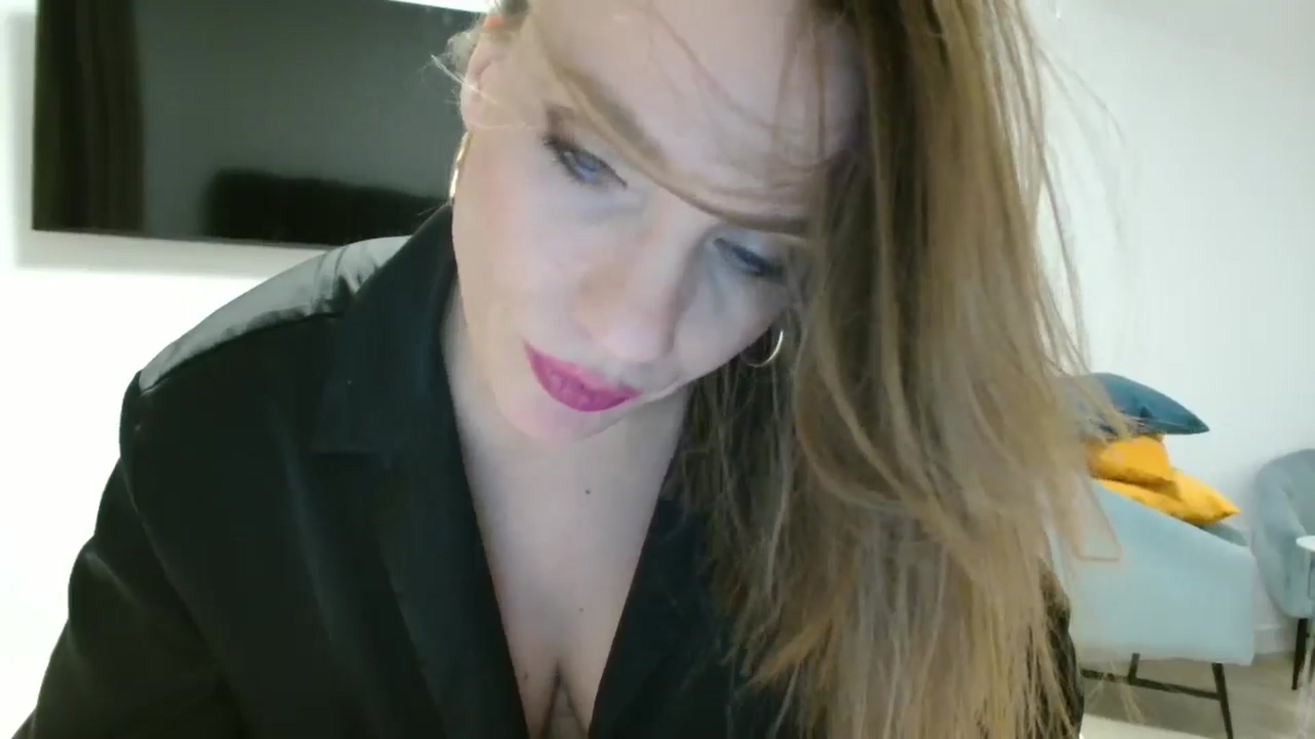 Gallery image thumbnail from ABABAB1's myfreecams stream on, 03/06/2026, 19:26 image 15 of 20
