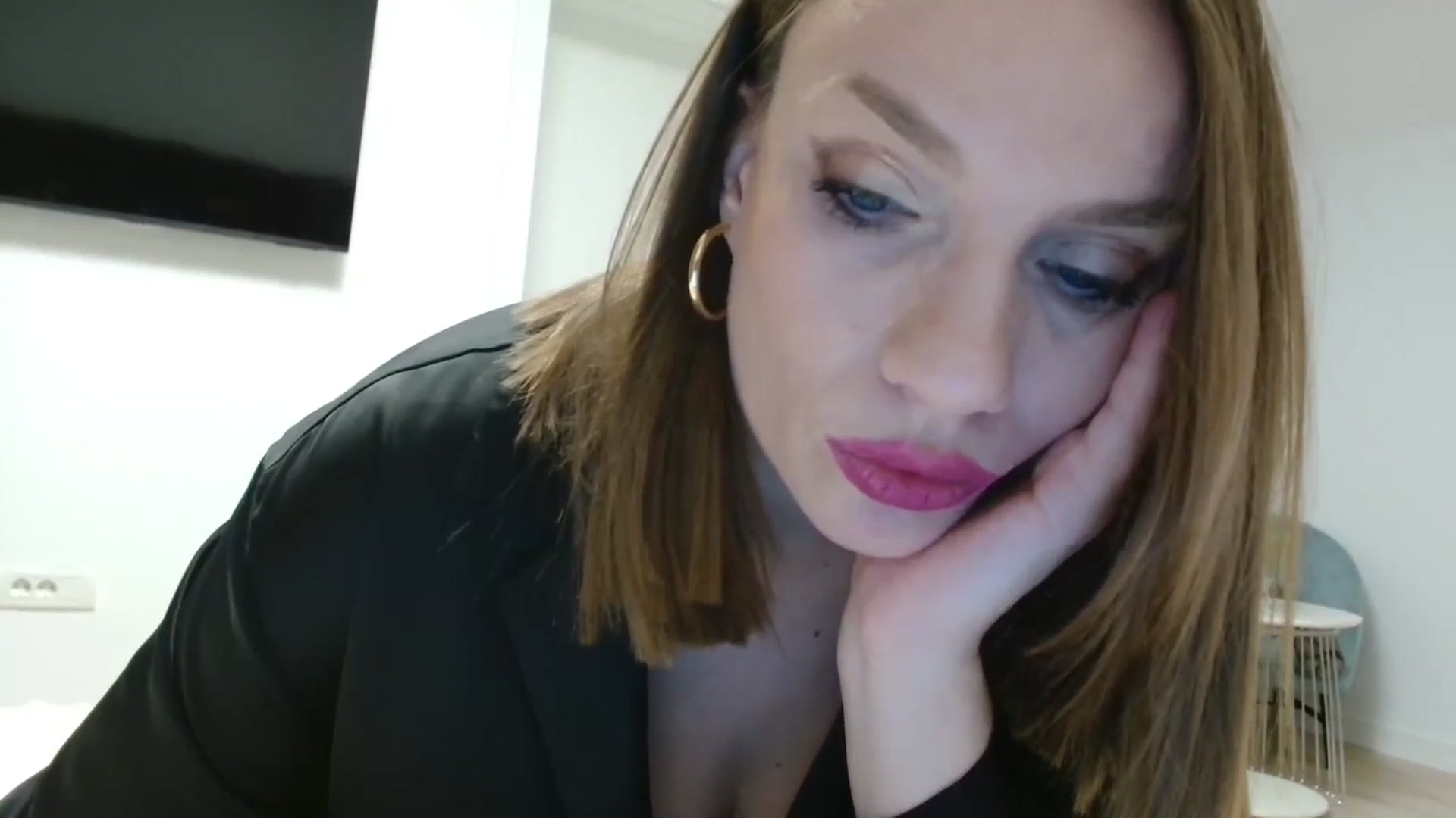 Gallery image thumbnail from ABABAB1's myfreecams stream on, 03/06/2026, 19:26 image 13 of 20