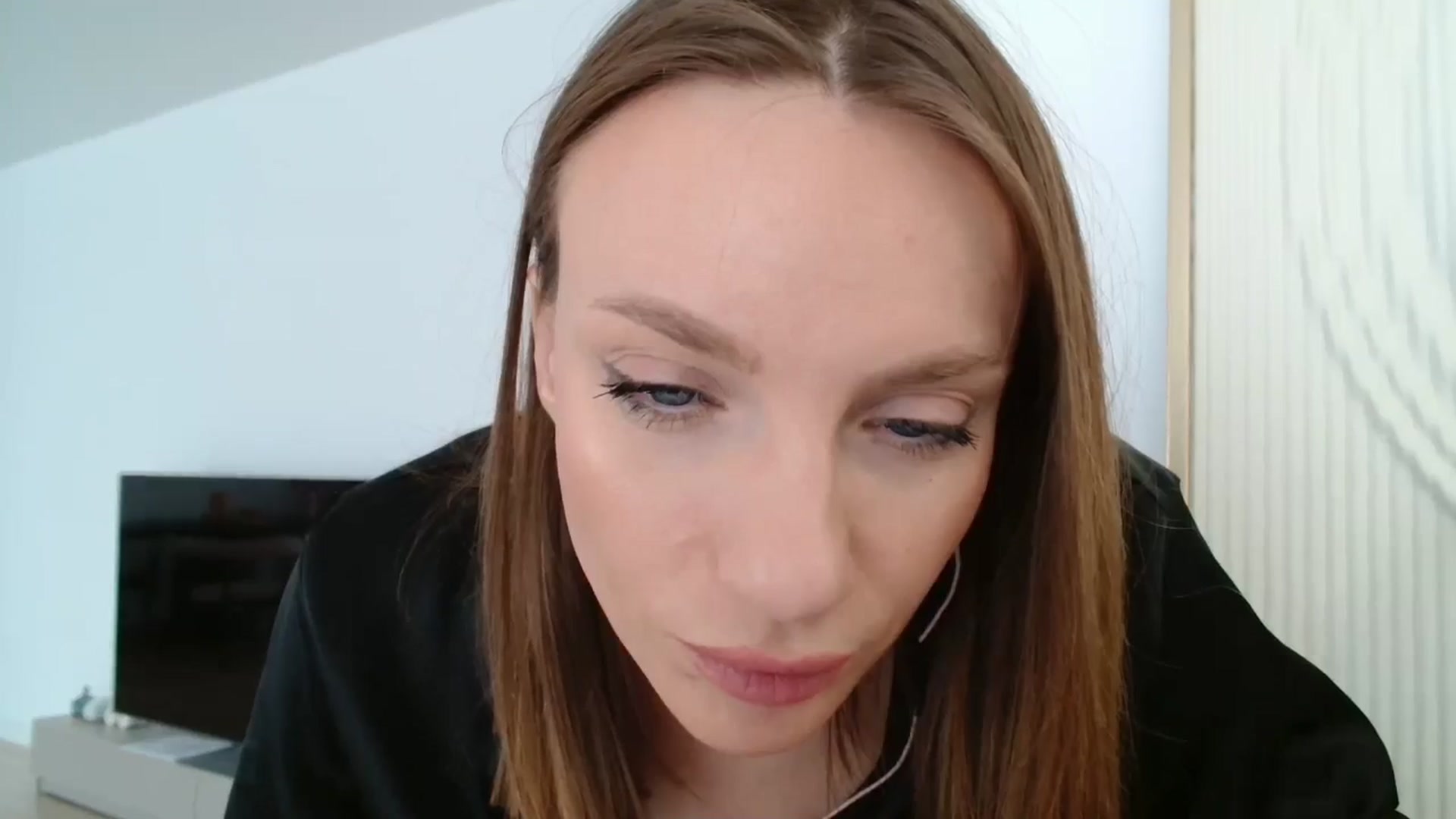 Gallery image thumbnail from ABABAB1's myfreecams stream on, 03/21/2026, 10:03 image 2 of 20