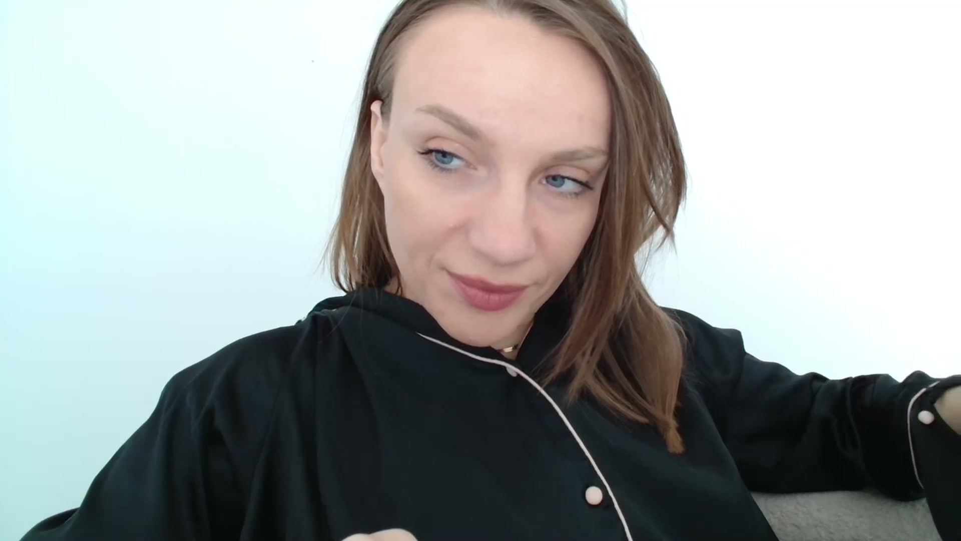 Gallery image thumbnail from ABABAB1's myfreecams stream on, 03/27/2026, 10:19 image 5 of 20