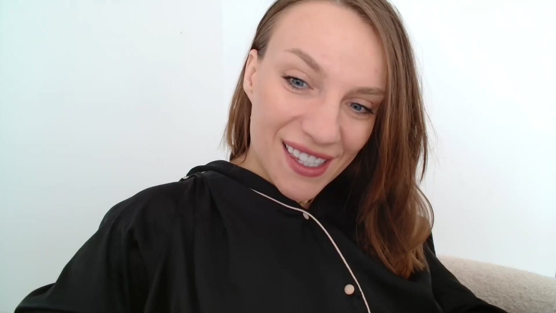 Gallery image thumbnail from ABABAB1's myfreecams stream on, 03/27/2026, 10:19 image 4 of 20