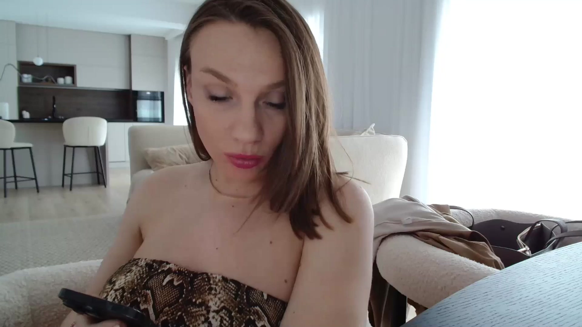 Gallery image thumbnail from ABABAB1's myfreecams stream on, 03/28/2026, 14:52 image 6 of 20