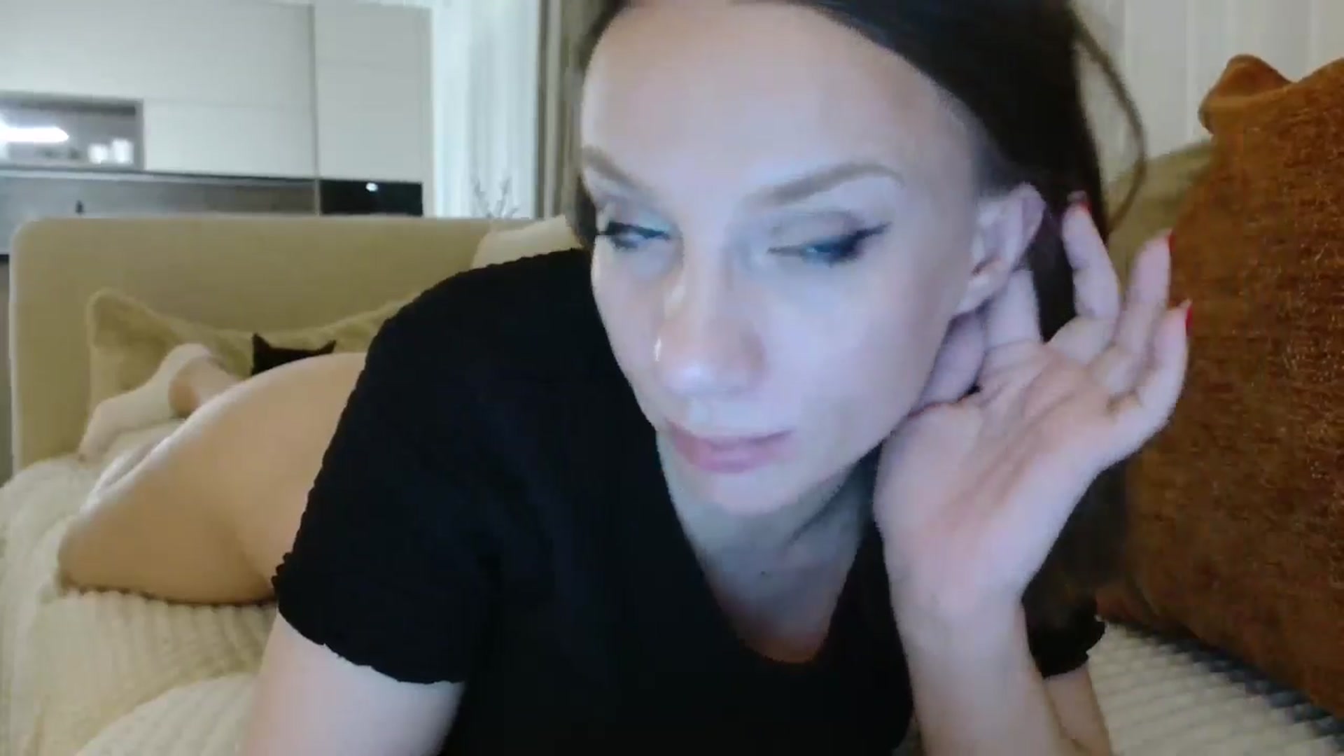 Gallery image thumbnail from ABABAB1's myfreecams stream on, 04/15/2026, 20:01 image 17 of 20
