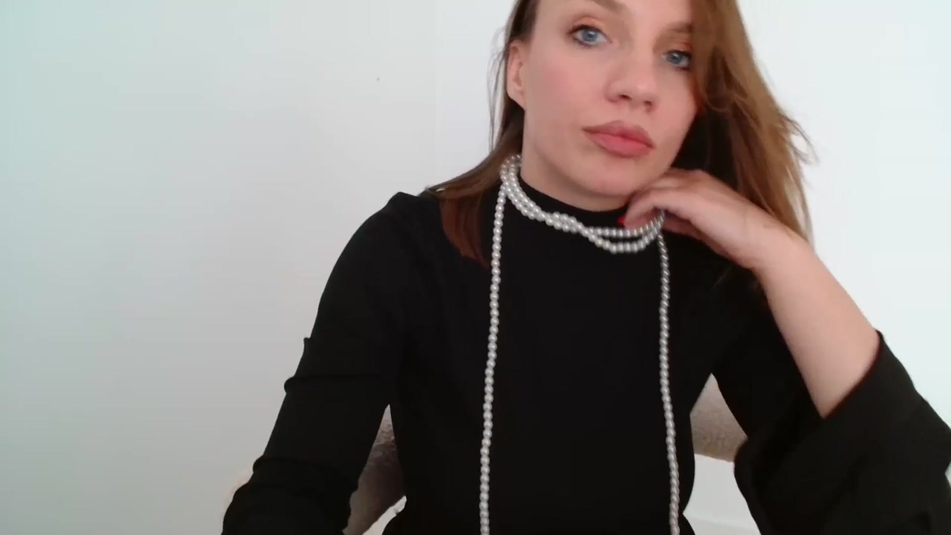 Gallery image thumbnail from ABABAB1's myfreecams stream on, 04/18/2026, 16:30 image 18 of 20