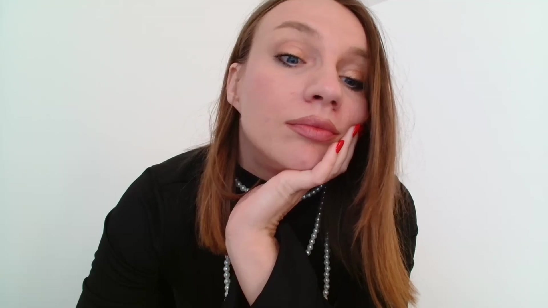 Gallery image thumbnail from ABABAB1's myfreecams stream on, 04/18/2026, 16:30 image 11 of 20
