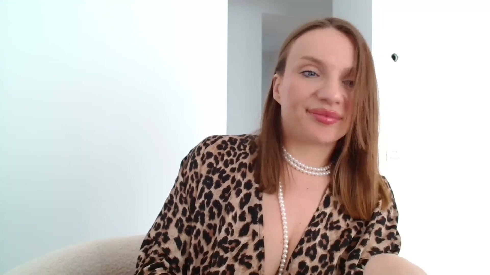 Gallery image thumbnail from ABABAB1's myfreecams stream on, 04/19/2026, 12:04 image 18 of 20