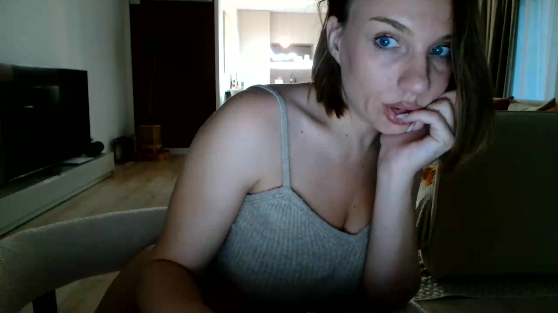 Gallery image thumbnail from ABABAB1's myfreecams stream on, 06/30/2026, 18:27 image 7 of 20