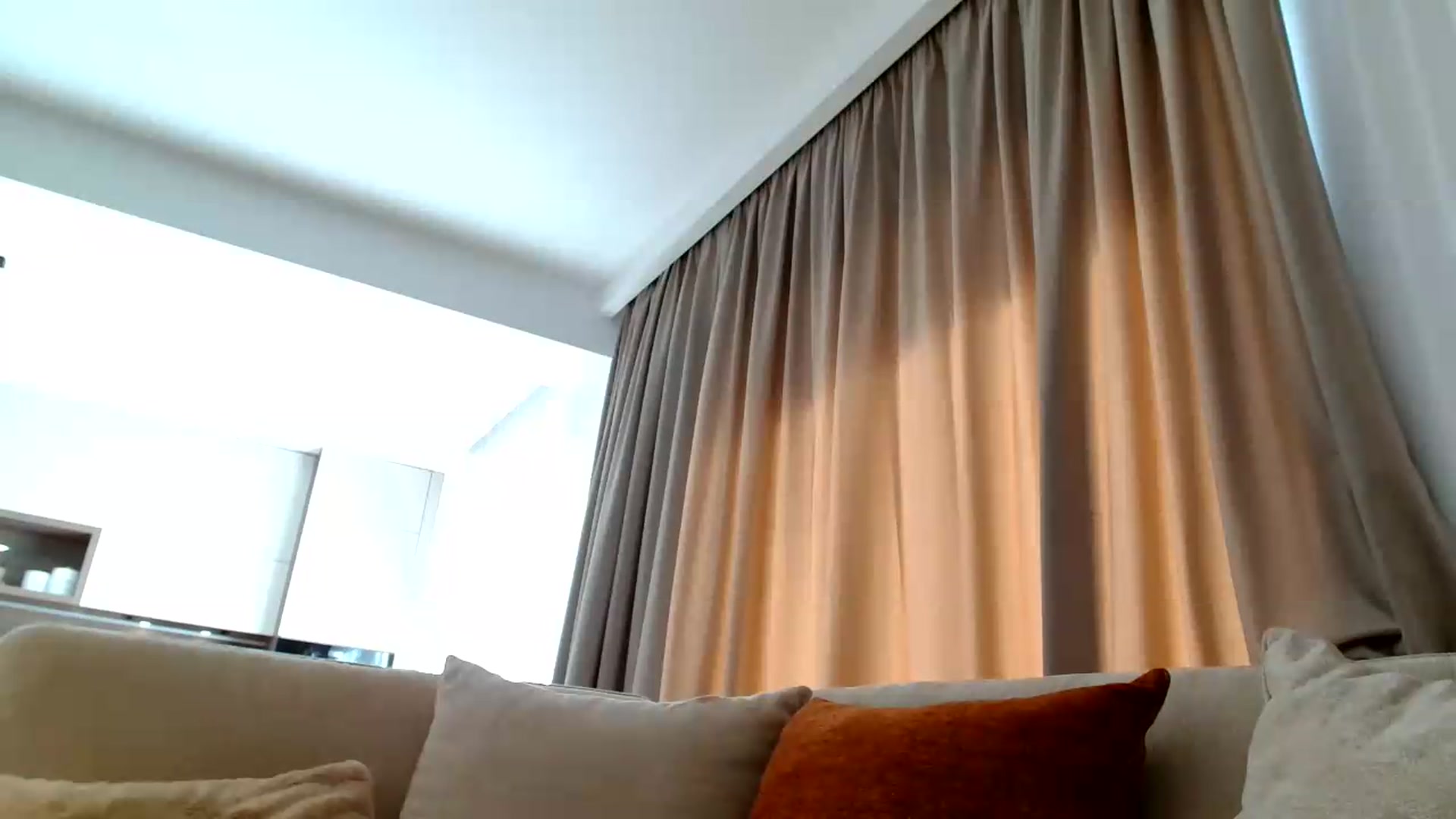 Gallery image thumbnail from ABABAB1's myfreecams stream on, 08/01/2026, 15:25 image 11 of 20