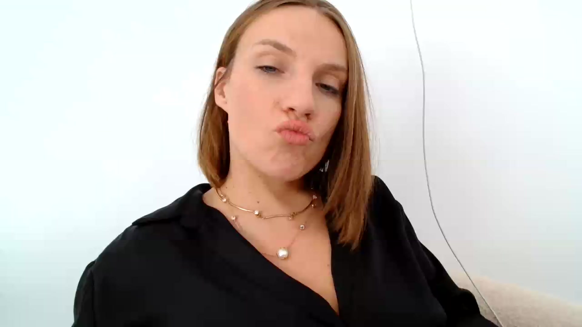 Gallery image thumbnail from ABABAB1's myfreecams stream on, 08/16/2026, 12:13 image 7 of 20