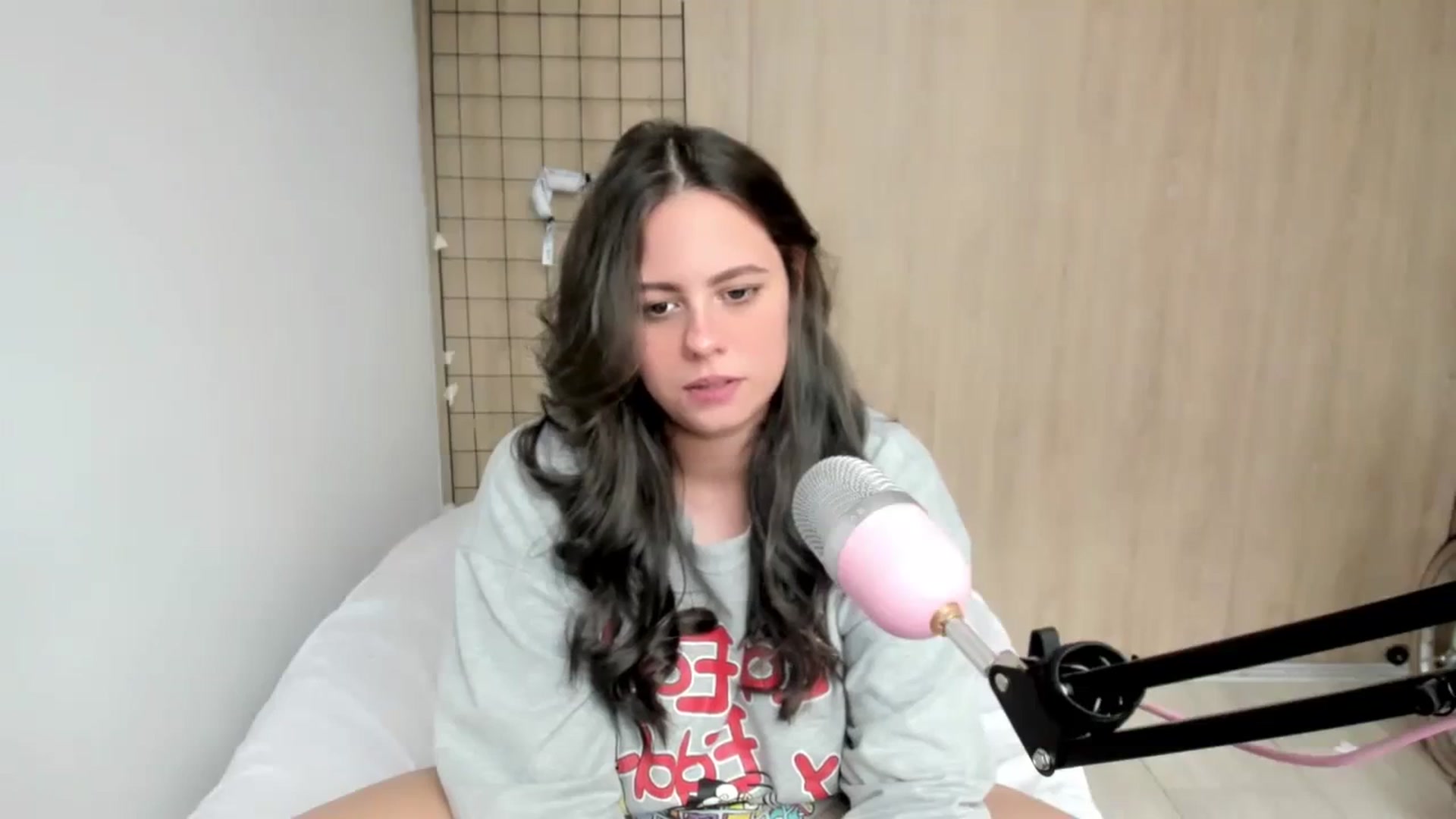 Gallery image thumbnail from ABlackBee's myfreecams stream on, 02/27/2024, 14:53 image 17 of 20