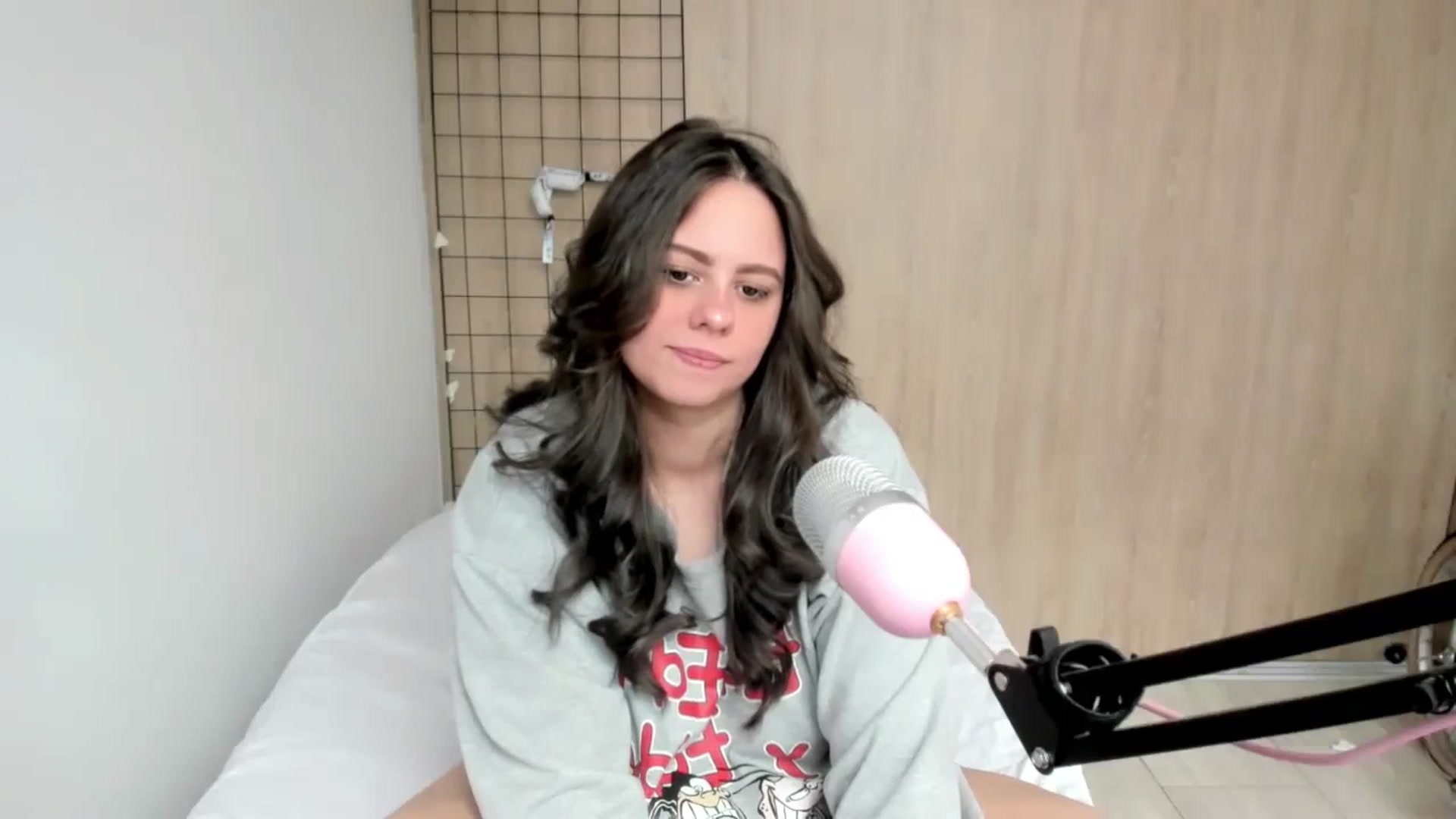 Gallery image thumbnail from ABlackBee's myfreecams stream on, 02/27/2024, 14:53 image 16 of 20