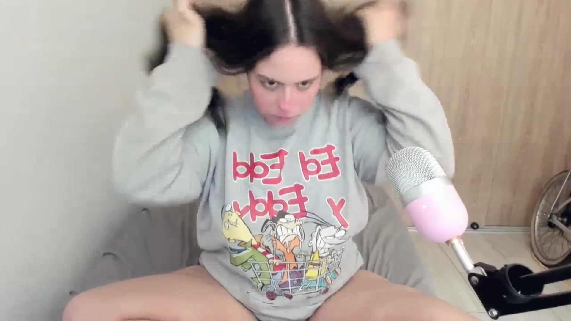 Gallery image thumbnail from ABlackBee's myfreecams stream on, 04/04/2024, 14:02 image 3 of 20