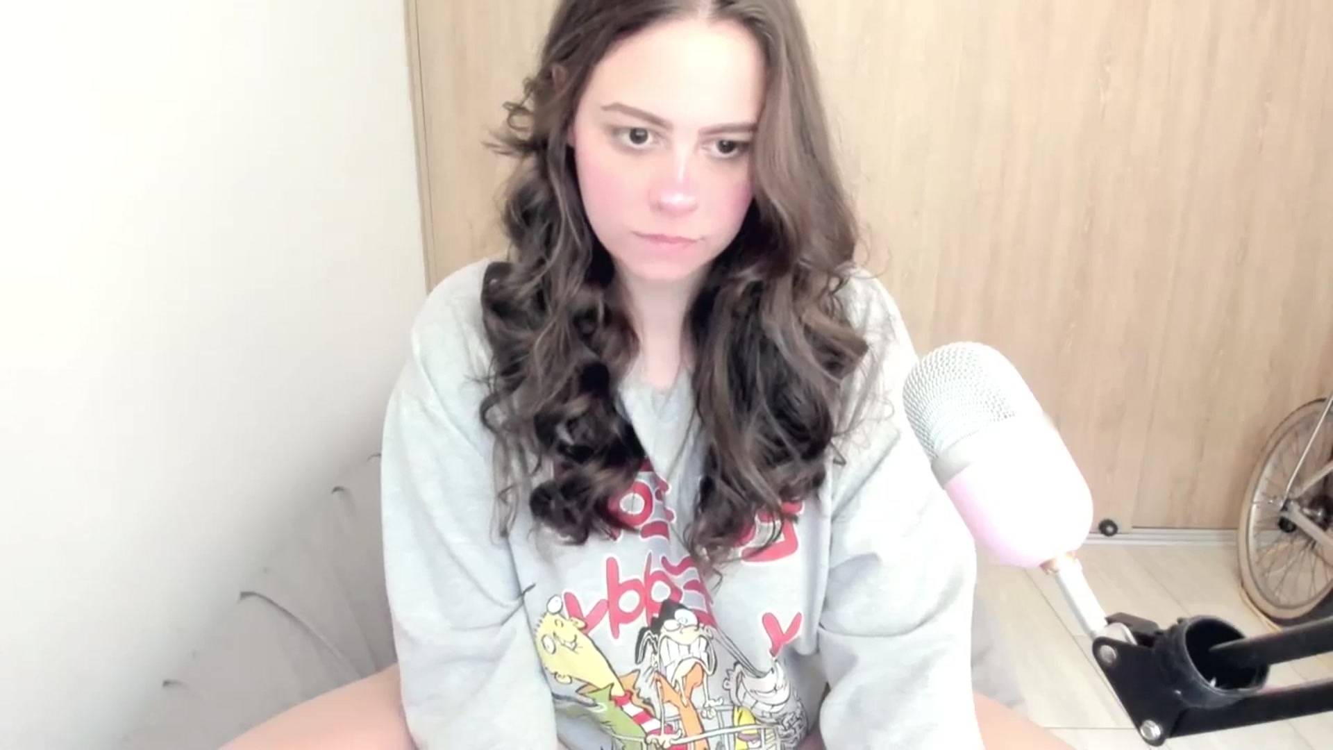 Gallery image thumbnail from ABlackBee's myfreecams stream on, 04/04/2024, 14:02 image 4 of 20