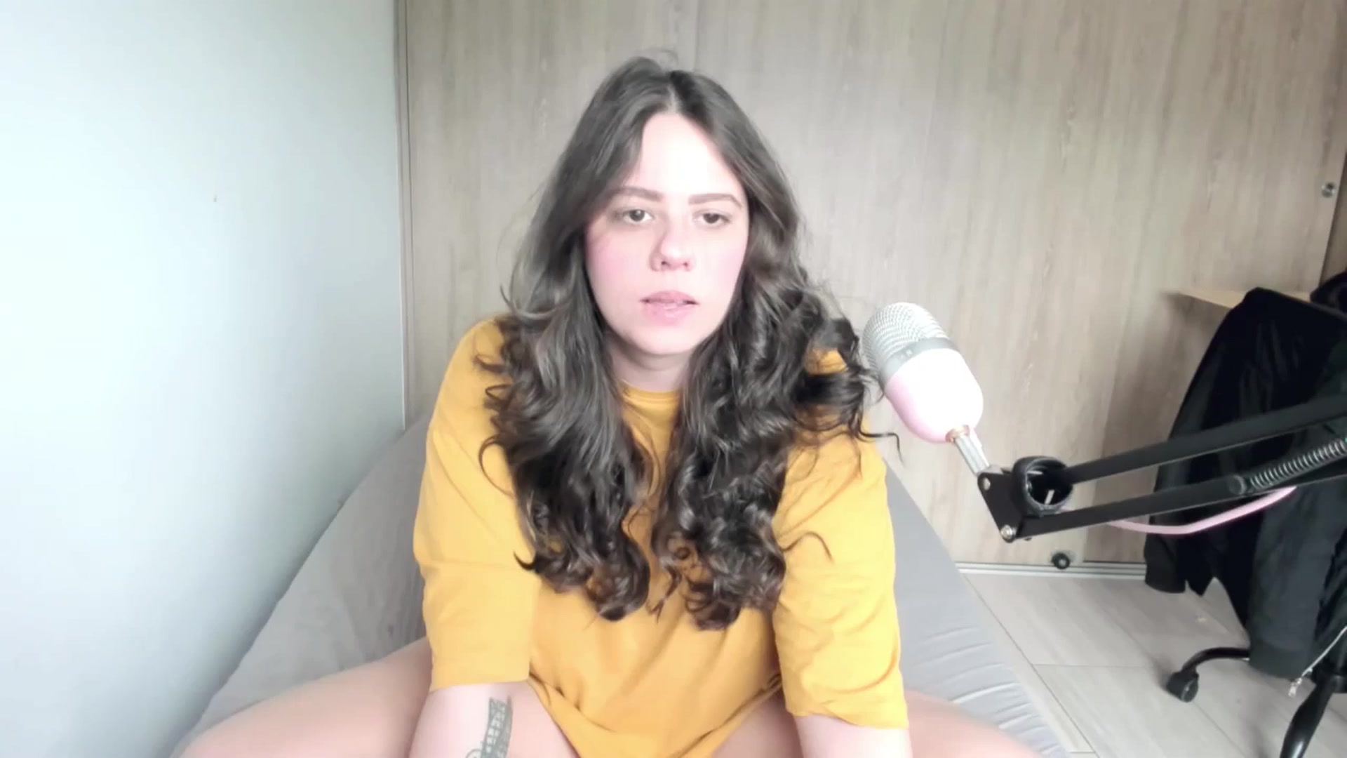 Gallery image thumbnail from ABlackBee's myfreecams stream on, 04/23/2024, 12:31 image 3 of 20