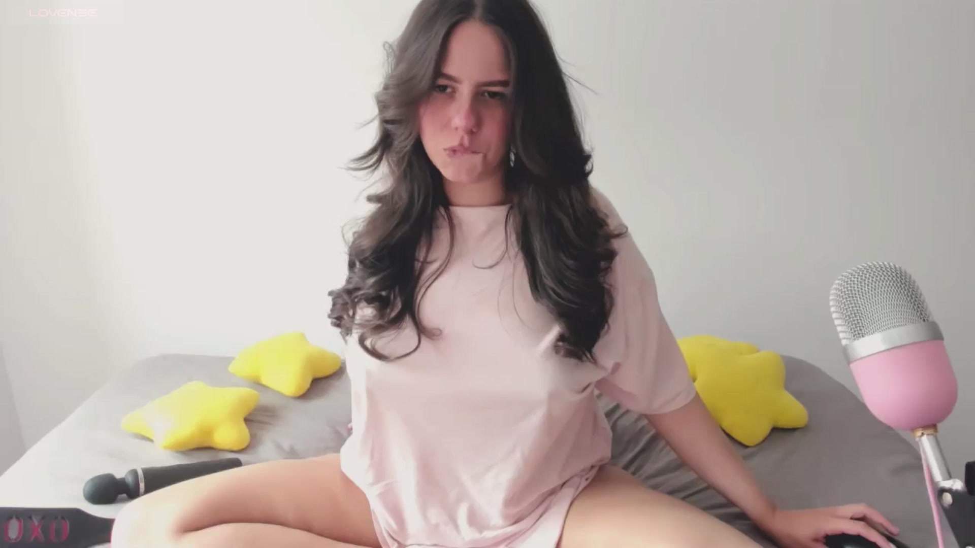 Gallery image thumbnail from ABlackBee's myfreecams stream on, 06/11/2024, 15:46 image 4 of 20