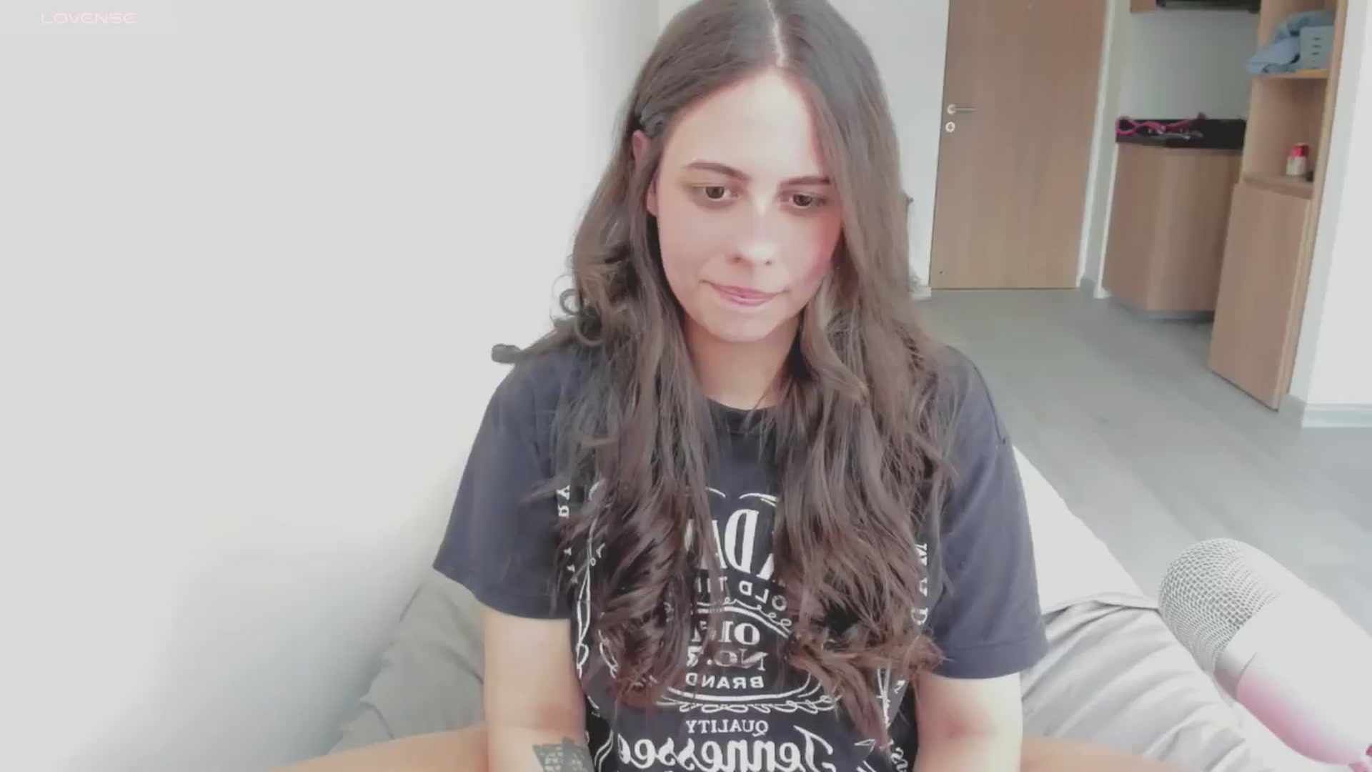 Gallery image thumbnail from ABlackBee's myfreecams stream on, 06/30/2024, 16:55 image 1 of 20