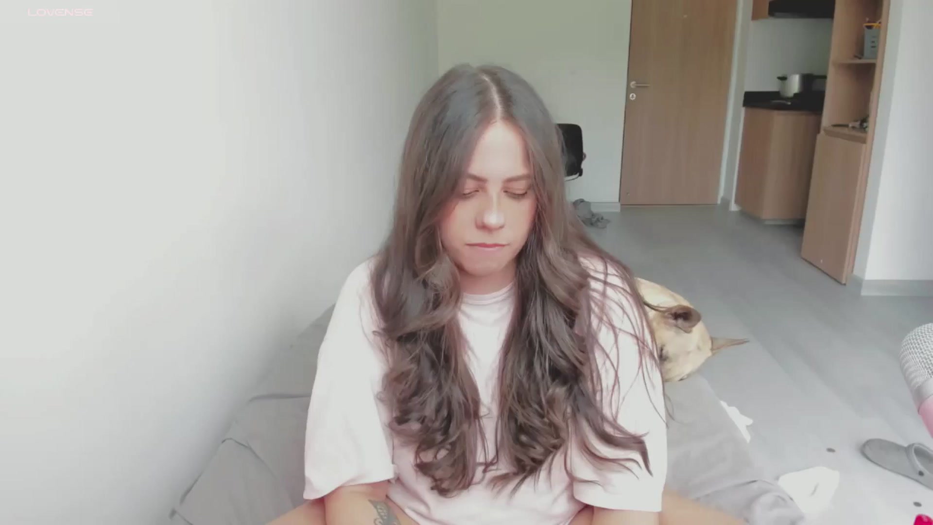 Gallery image thumbnail from ABlackBee's myfreecams stream on, 07/23/2024, 17:42 image 17 of 20