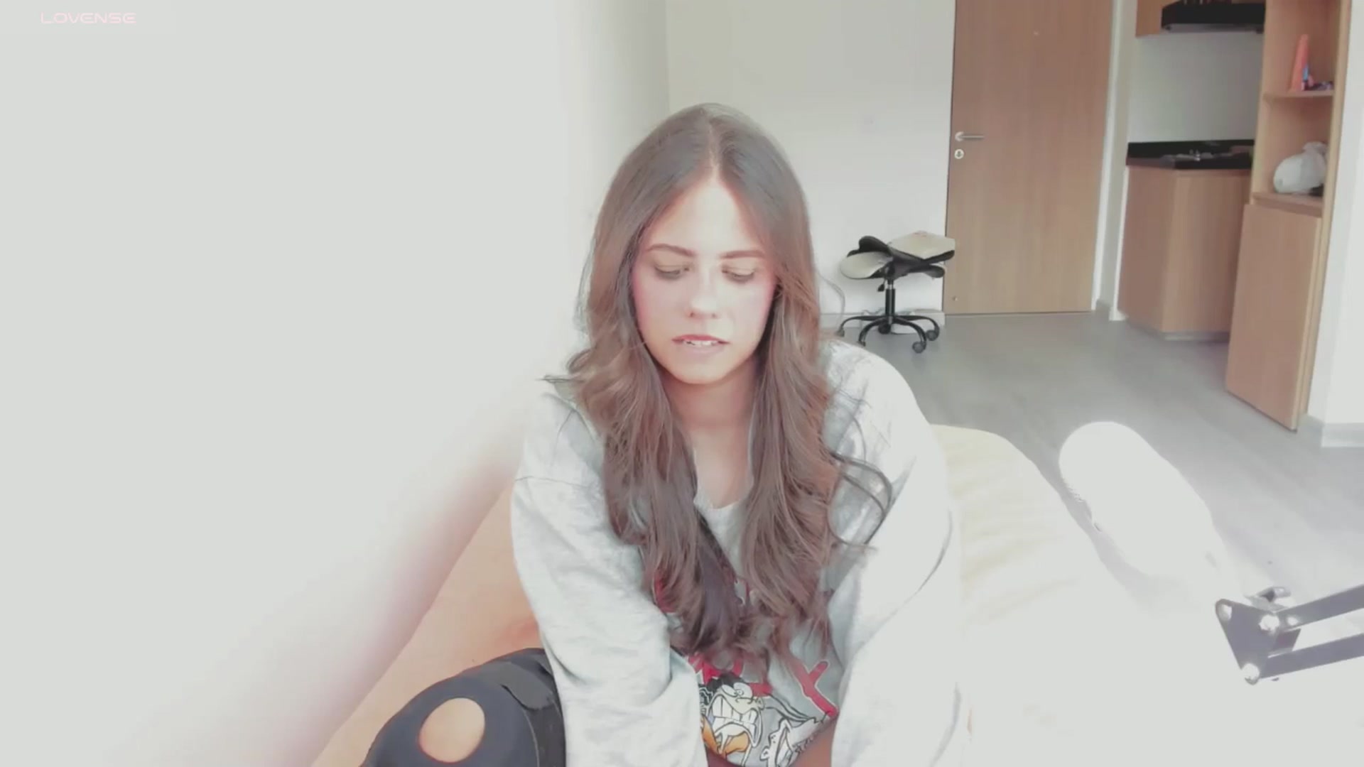 Gallery image thumbnail from ABlackBee's myfreecams stream on, 08/22/2024, 14:27 image 12 of 20