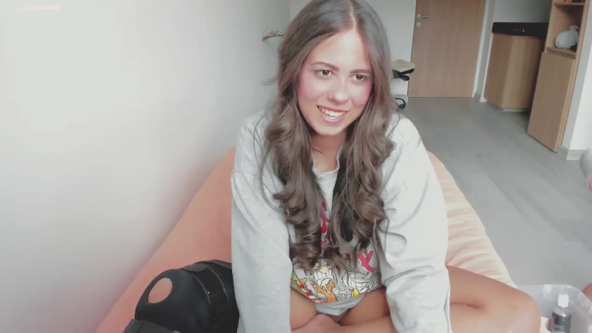 Gallery image thumbnail from ABlackBee's myfreecams stream on, 08/22/2024, 14:42 image 12 of 20