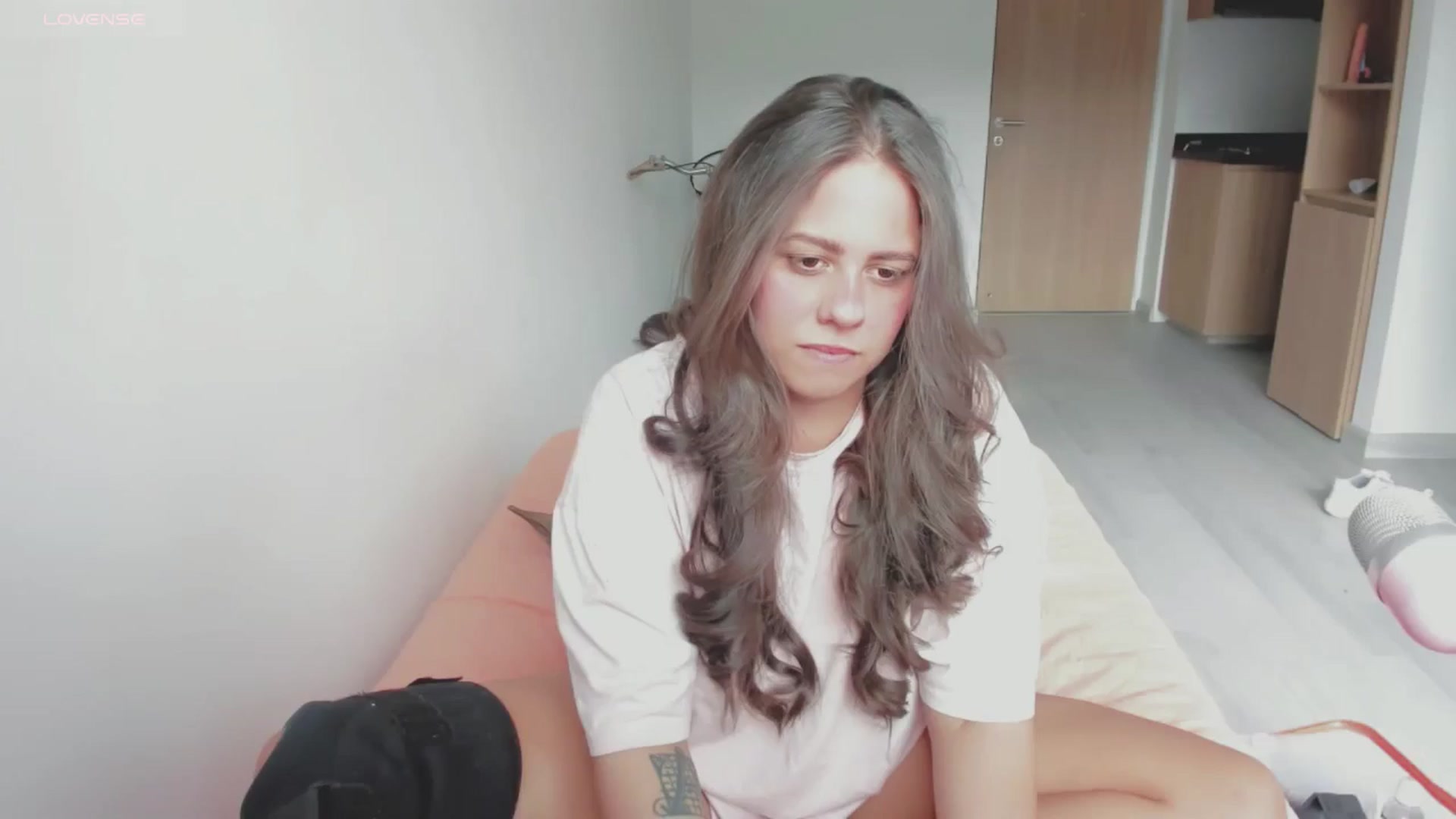 Gallery image thumbnail from ABlackBee's myfreecams stream on, 08/23/2024, 14:12 image 3 of 20