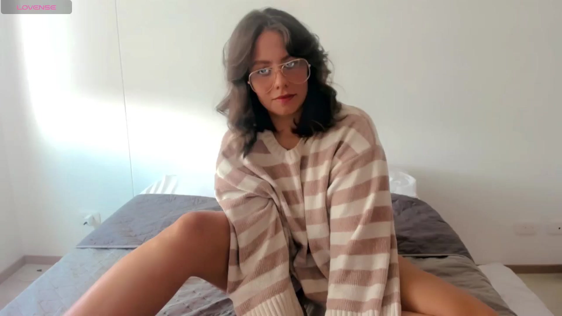 Gallery image thumbnail from ABlackBee's myfreecams stream on, 01/23/2025, 16:18 image 1 of 20