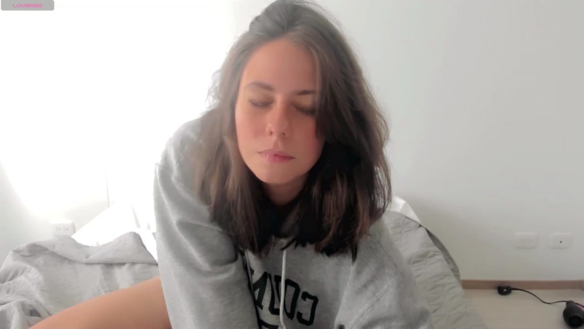 Gallery image thumbnail from ABlackBee's myfreecams stream on, 02/15/2025, 21:09 image 11 of 20