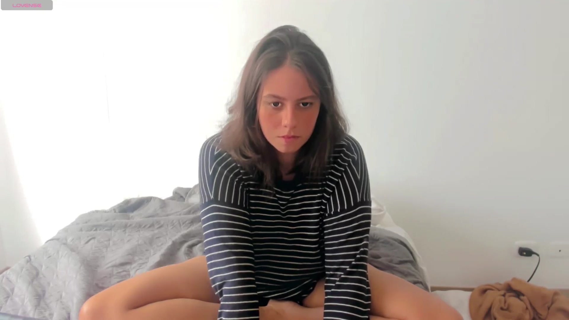 Gallery image thumbnail from ABlackBee's myfreecams stream on, 02/25/2025, 16:00 image 20 of 20