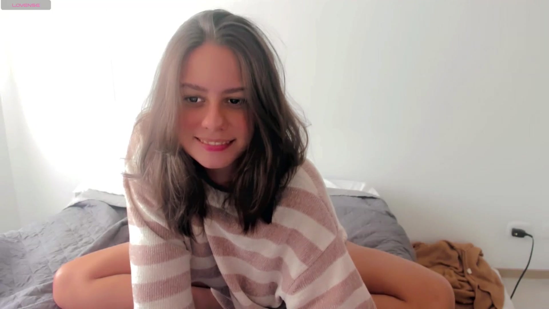 Gallery image thumbnail from ABlackBee's myfreecams stream on, 02/27/2025, 19:20 image 4 of 20