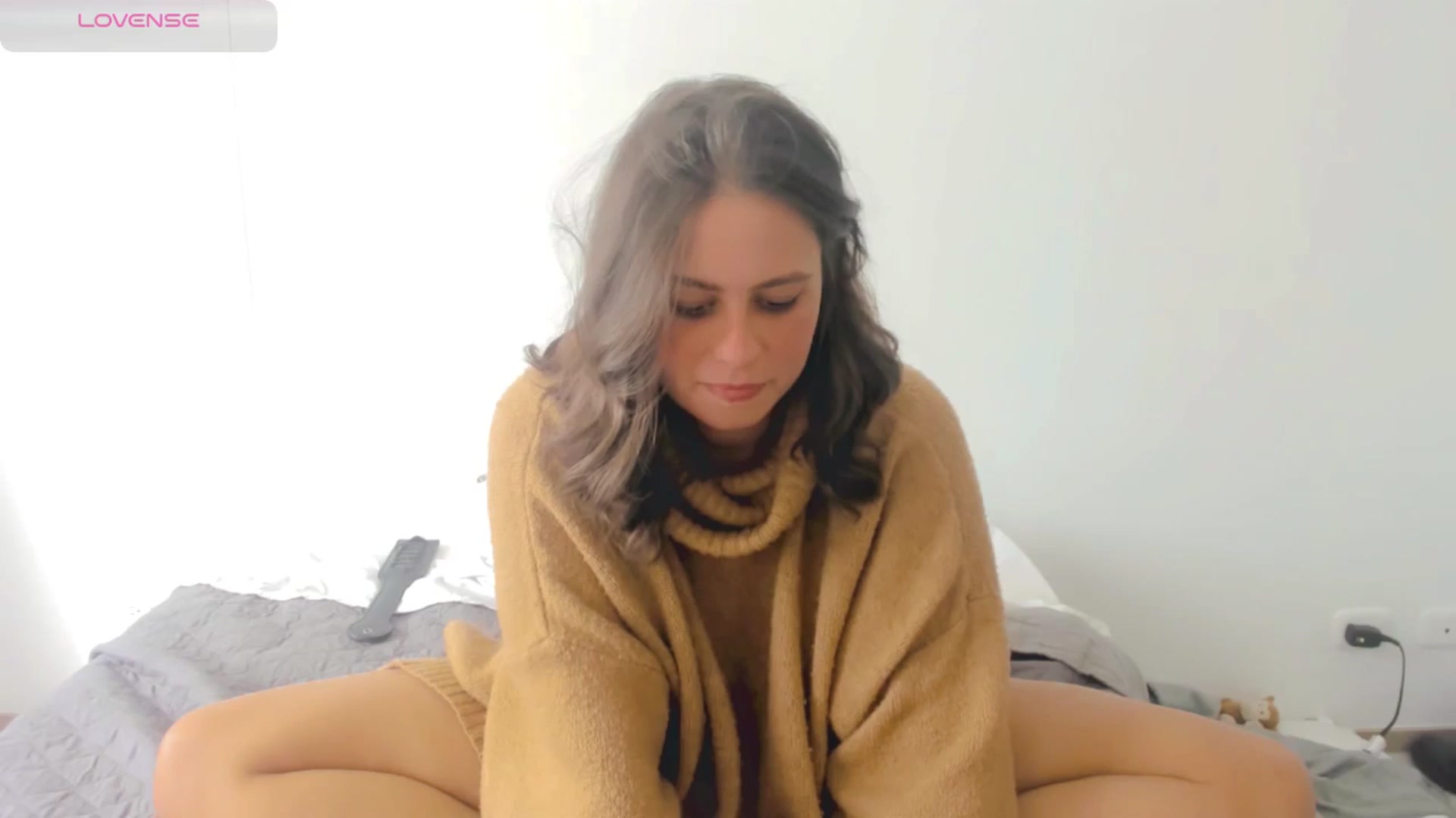 Gallery image thumbnail from ABlackBee's myfreecams stream on, 03/01/2025, 17:03 image 15 of 20