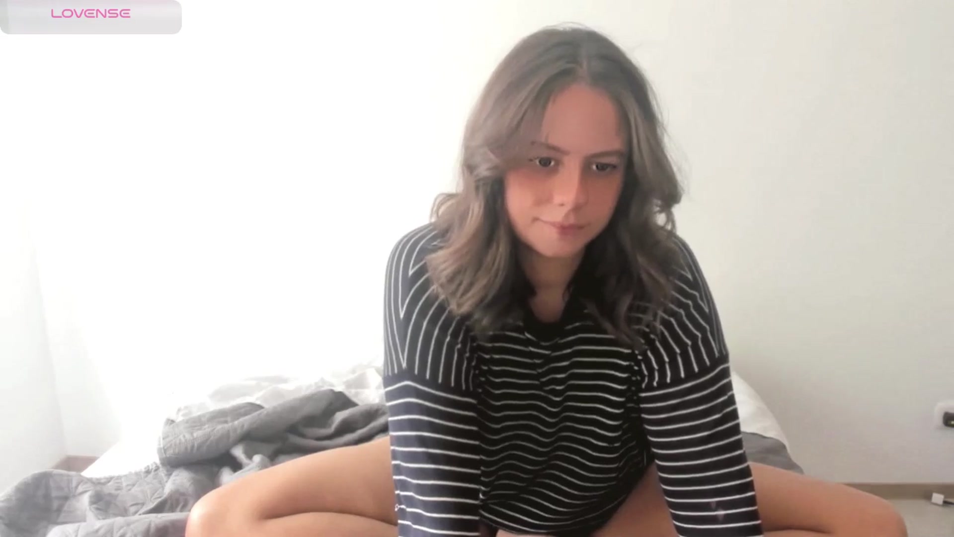 Gallery image thumbnail from ABlackBee's myfreecams stream on, 03/02/2025, 16:27 image 4 of 20