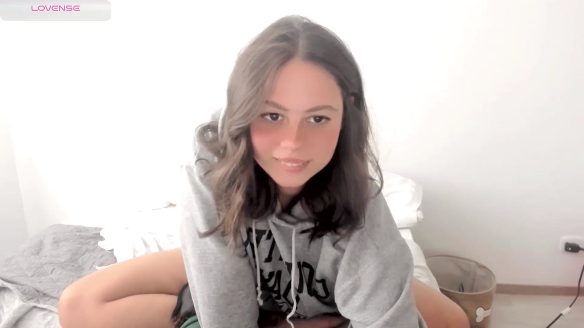 Gallery image thumbnail from ABlackBee's myfreecams stream on, 03/19/2025, 21:41 image 9 of 20