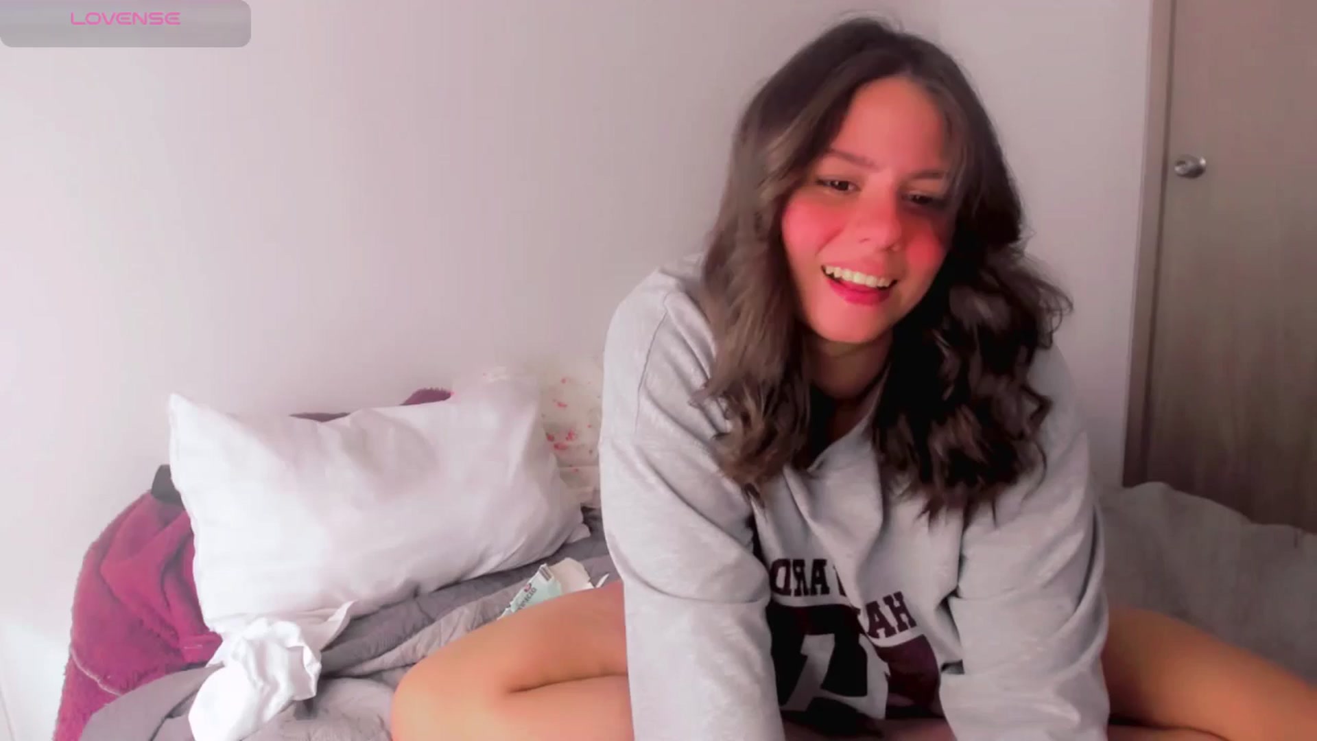 Gallery image thumbnail from ABlackBee's myfreecams stream on, 06/12/2025, 14:13 image 4 of 20