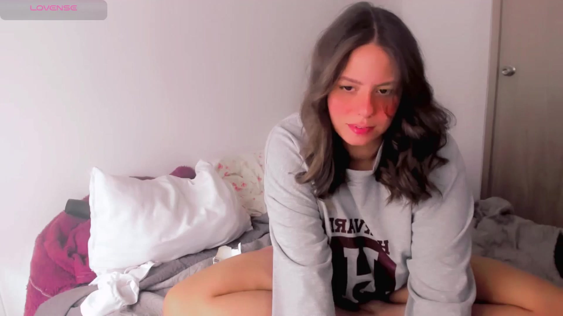 Gallery image thumbnail from ABlackBee's myfreecams stream on, 06/12/2025, 14:13 image 7 of 20