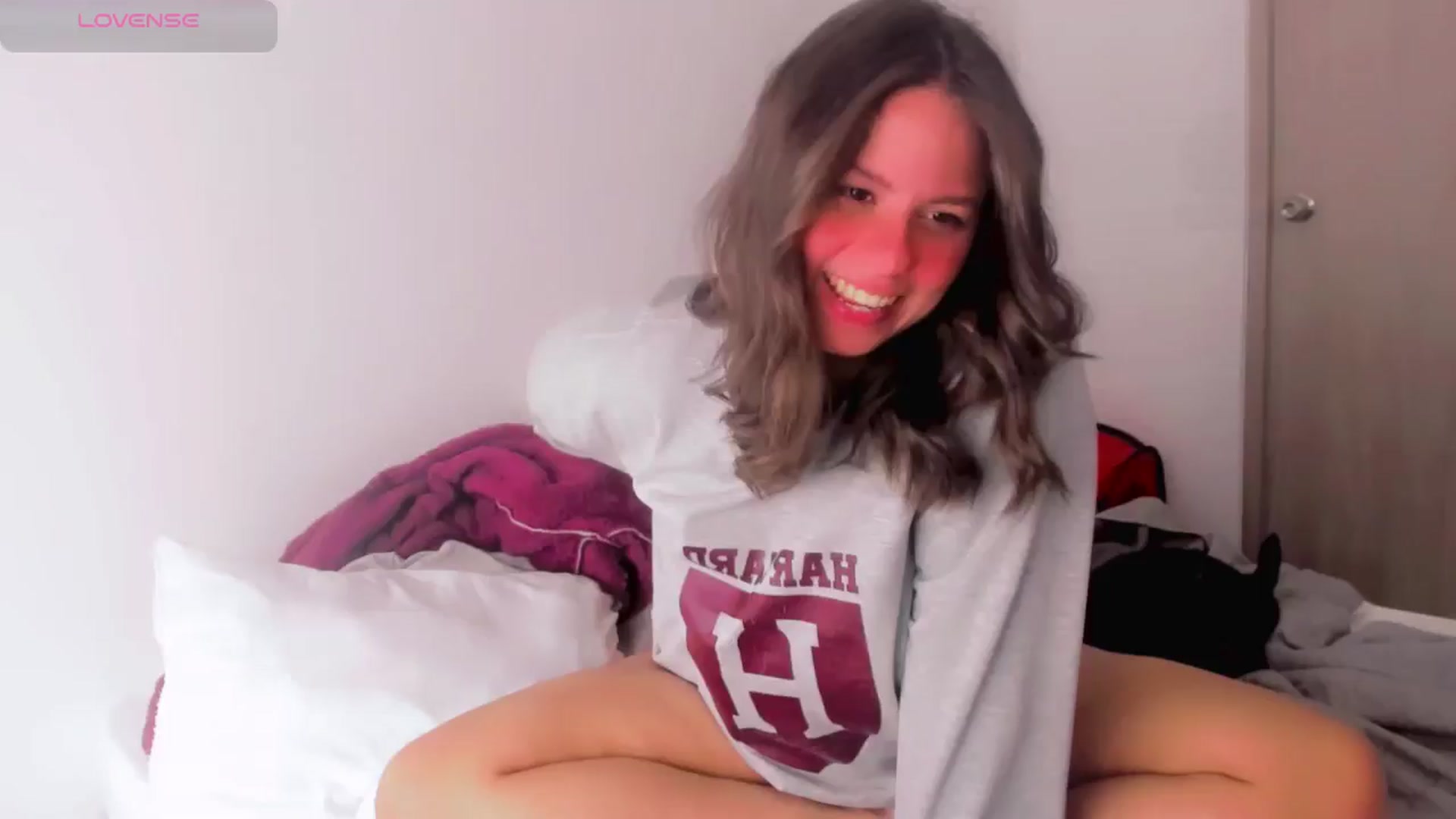 Gallery image thumbnail from ABlackBee's myfreecams stream on, 06/12/2025, 15:47 image 1 of 20