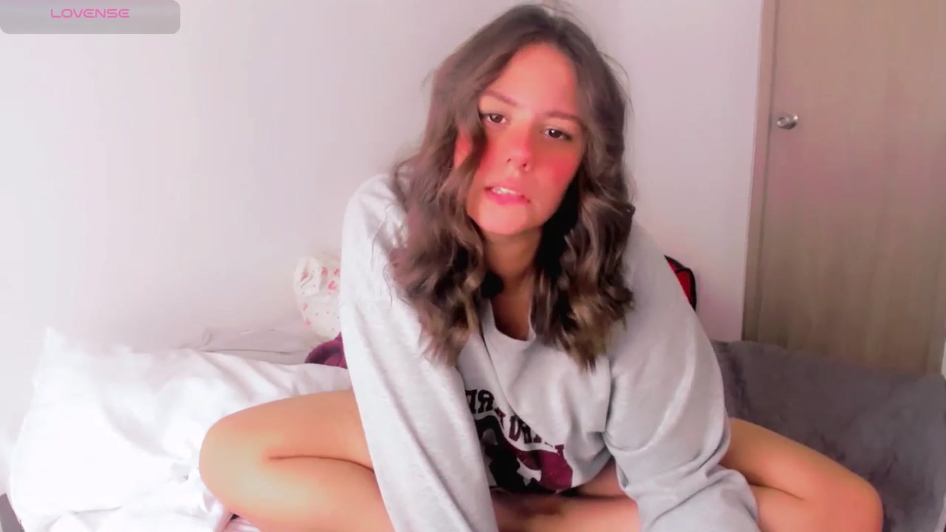 Gallery image thumbnail from ABlackBee's myfreecams stream on, 06/12/2025, 20:34 image 6 of 20