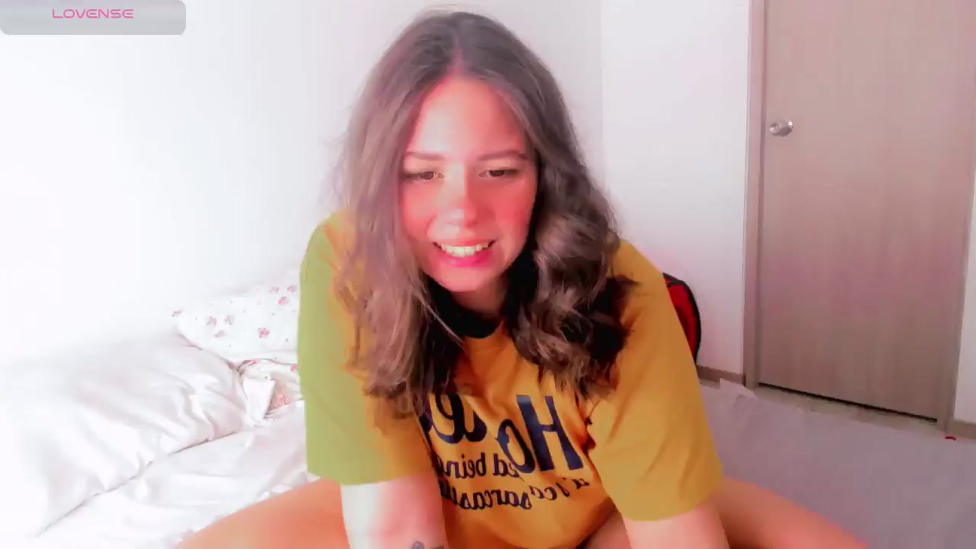 Gallery image thumbnail from ABlackBee's myfreecams stream on, 06/18/2025, 15:07 image 8 of 20