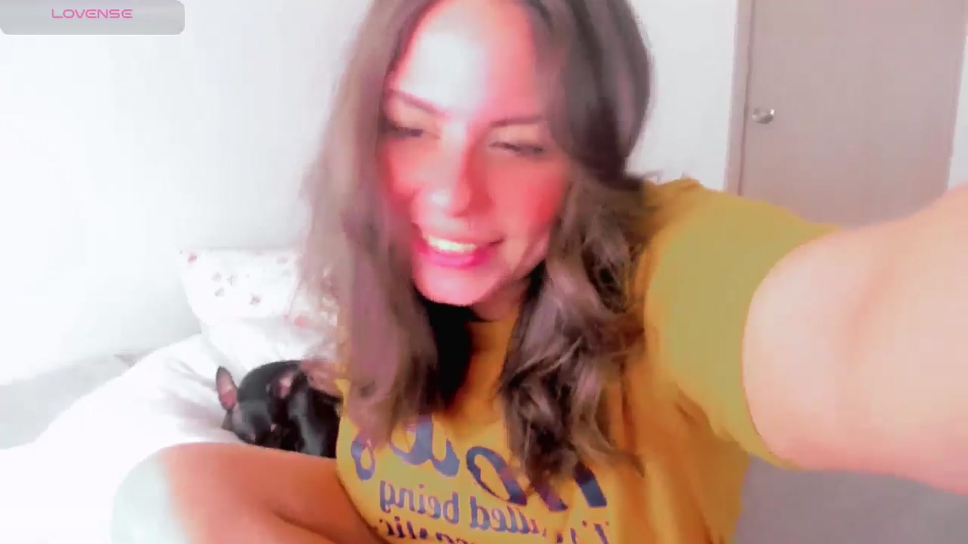 Gallery image thumbnail from ABlackBee's myfreecams stream on, 06/18/2025, 15:42 image 13 of 20
