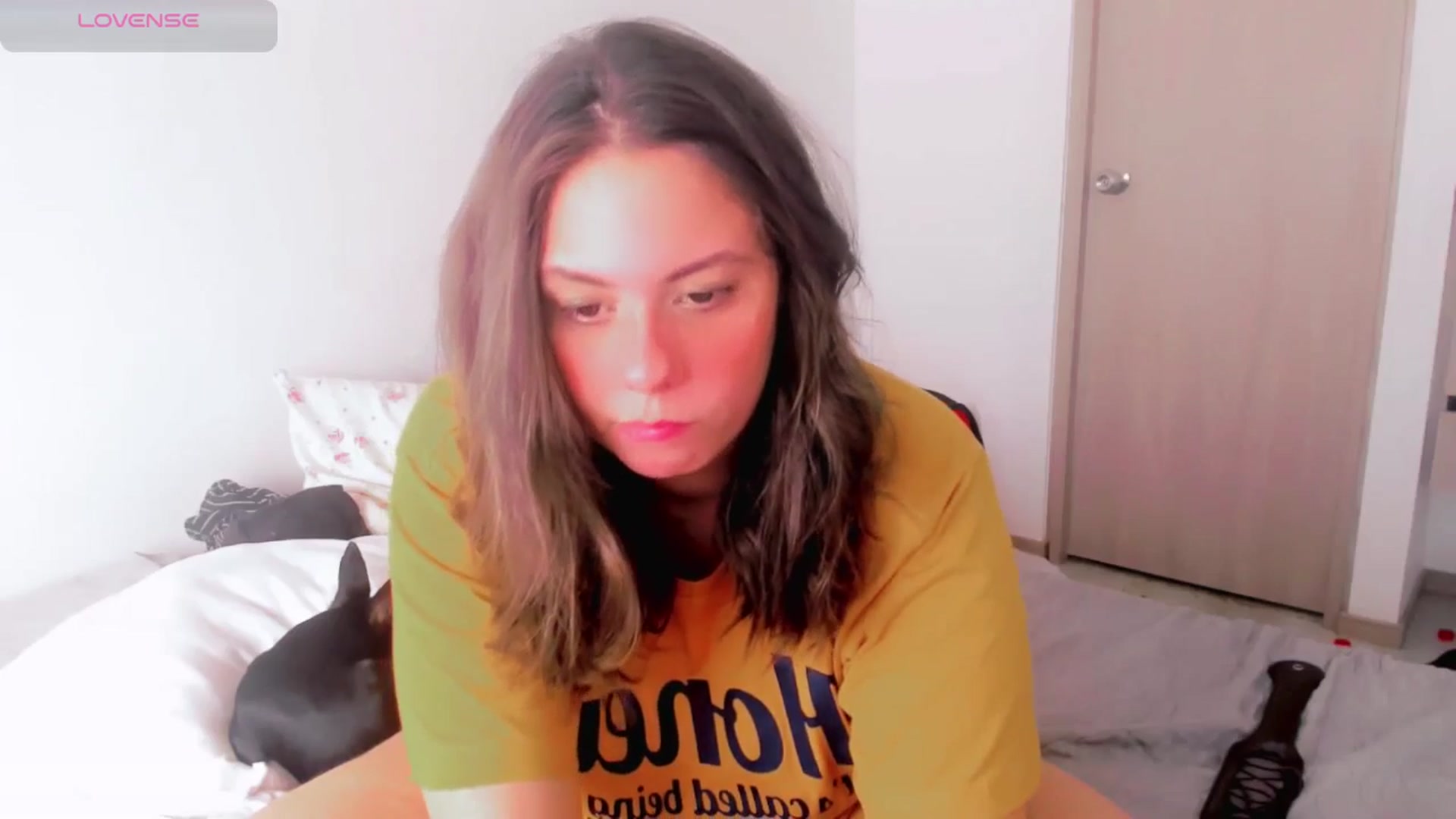 Gallery image thumbnail from ABlackBee's myfreecams stream on, 06/18/2025, 16:39 image 12 of 20