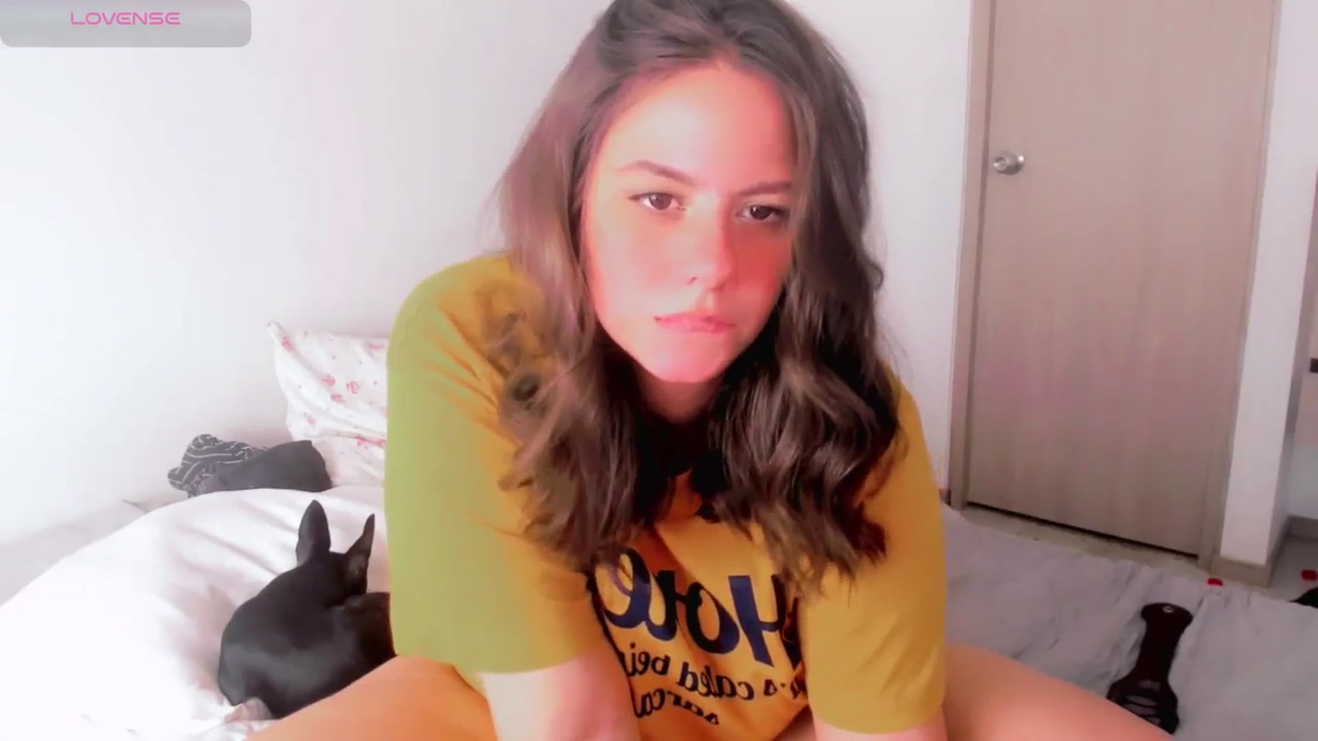 Gallery image thumbnail from ABlackBee's myfreecams stream on, 06/18/2025, 16:39 image 15 of 20