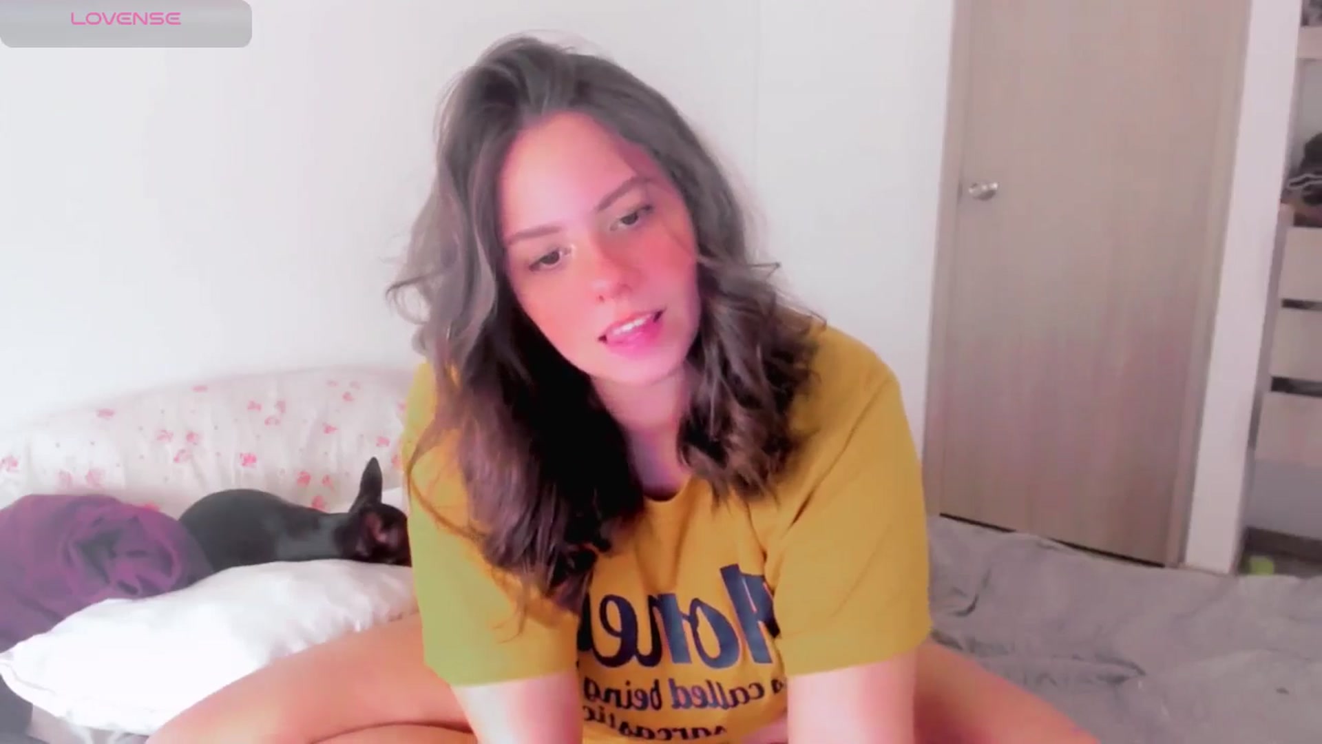 Gallery image thumbnail from ABlackBee's myfreecams stream on, 06/24/2025, 20:42 image 3 of 20