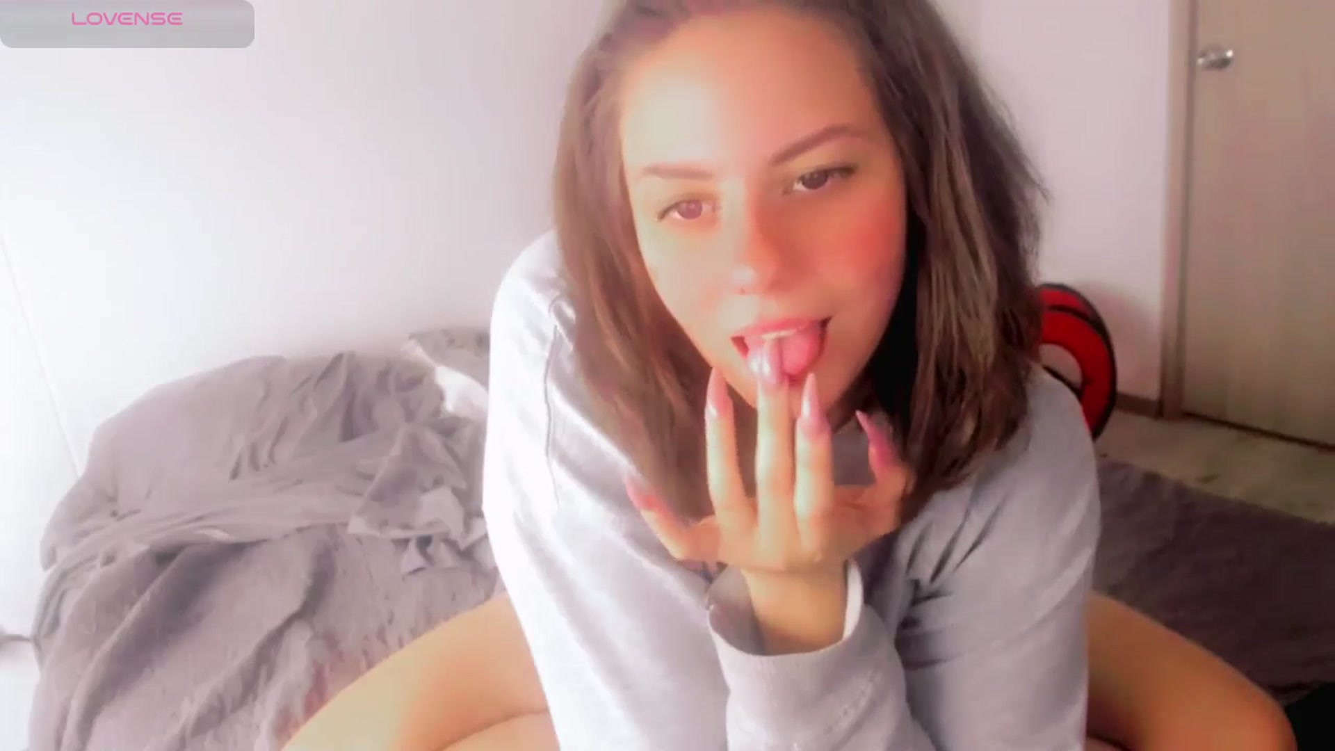 Gallery image thumbnail from ABlackBee's myfreecams stream on, 08/11/2025, 19:56 image 15 of 20