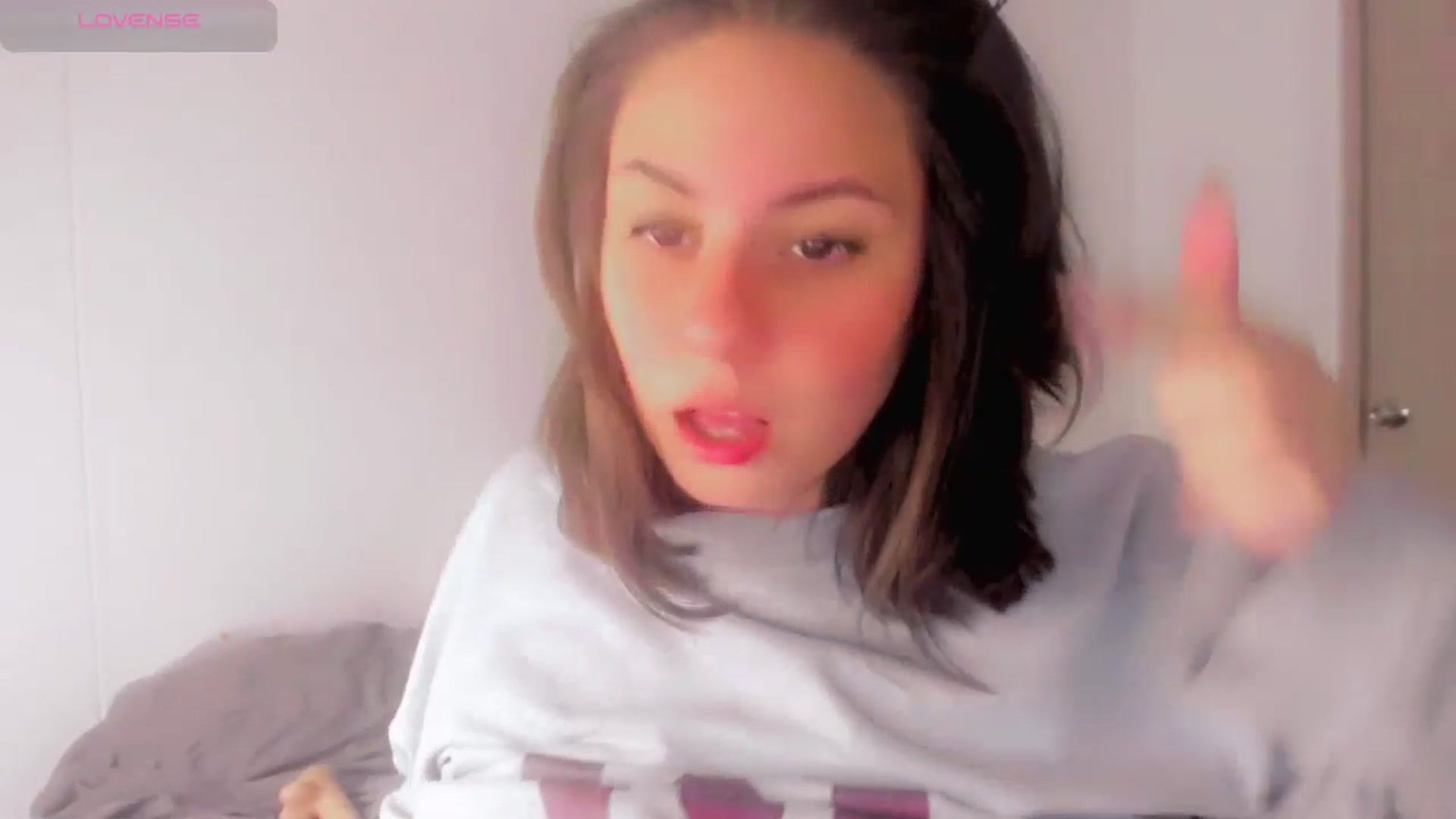 Gallery image thumbnail from ABlackBee's myfreecams stream on, 08/11/2025, 21:55 image 20 of 20