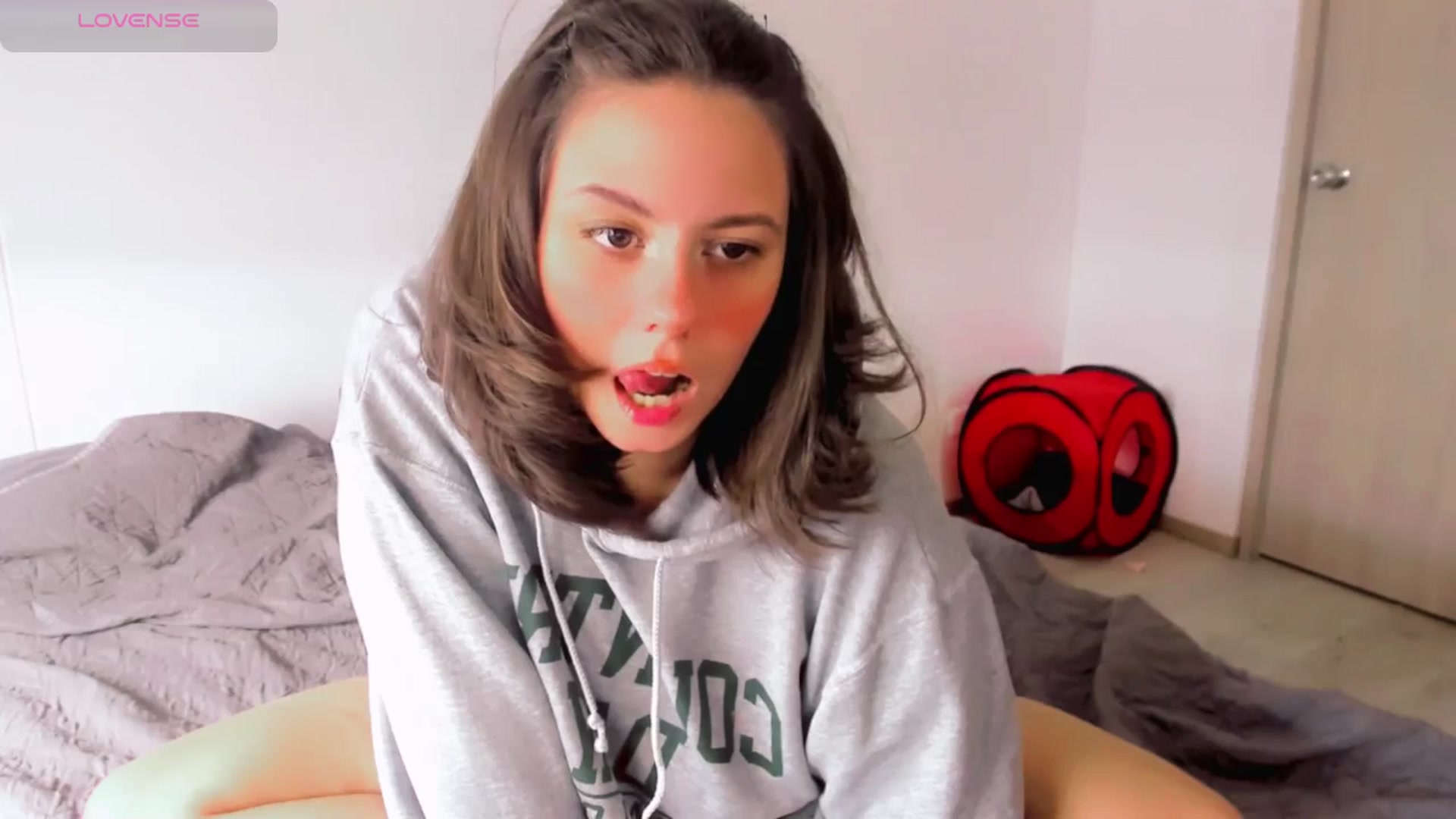 Gallery image thumbnail from ABlackBee's myfreecams stream on, 08/17/2025, 20:37 image 18 of 20
