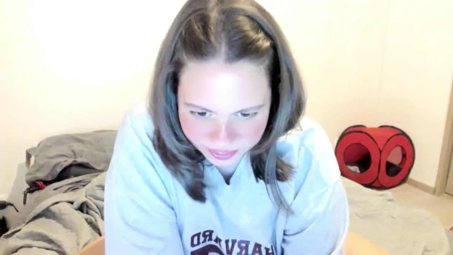 Gallery image thumbnail from ABlackBee's myfreecams stream on, 08/28/2025, 02:01 image 17 of 20