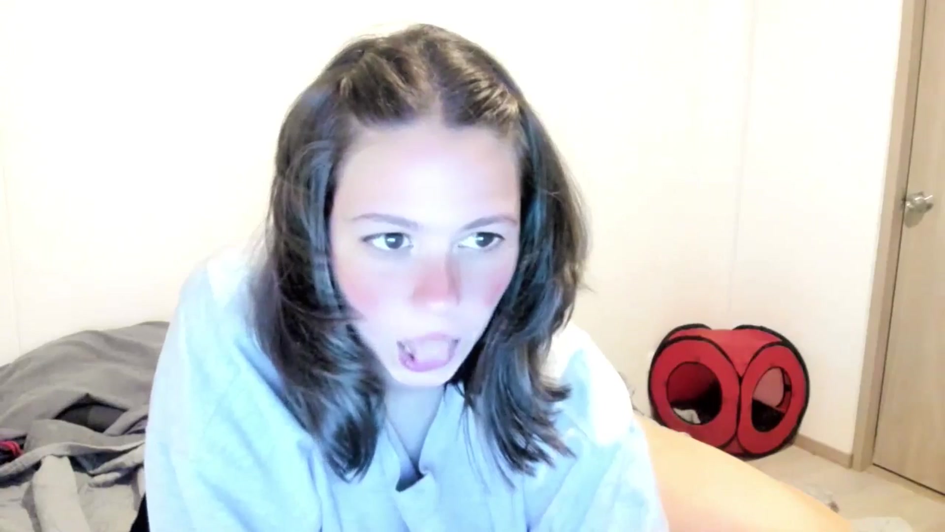 Gallery image thumbnail from ABlackBee's myfreecams stream on, 08/28/2025, 02:01 image 7 of 20