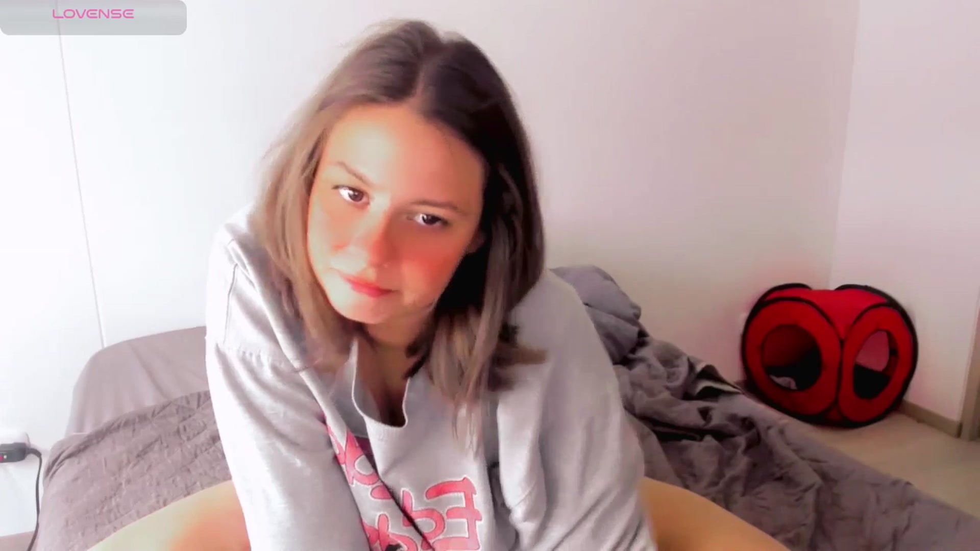 Gallery image thumbnail from ABlackBee's myfreecams stream on, 08/28/2025, 20:40 image 18 of 20